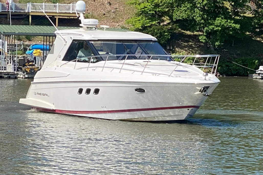 2012 Regal 42 Sport Coupe0