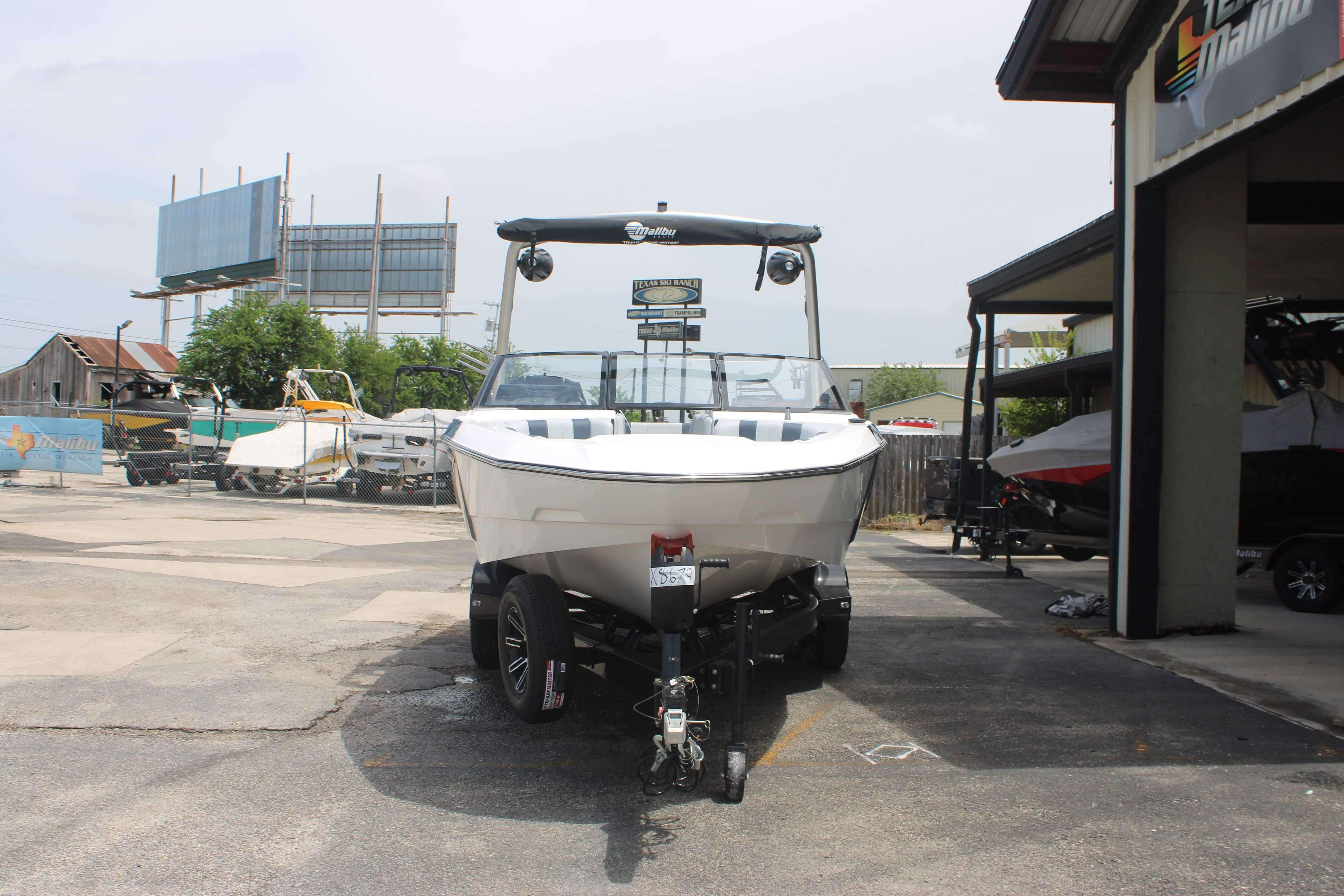 2025 Malibu Boats Wakesetter 21 LX-3