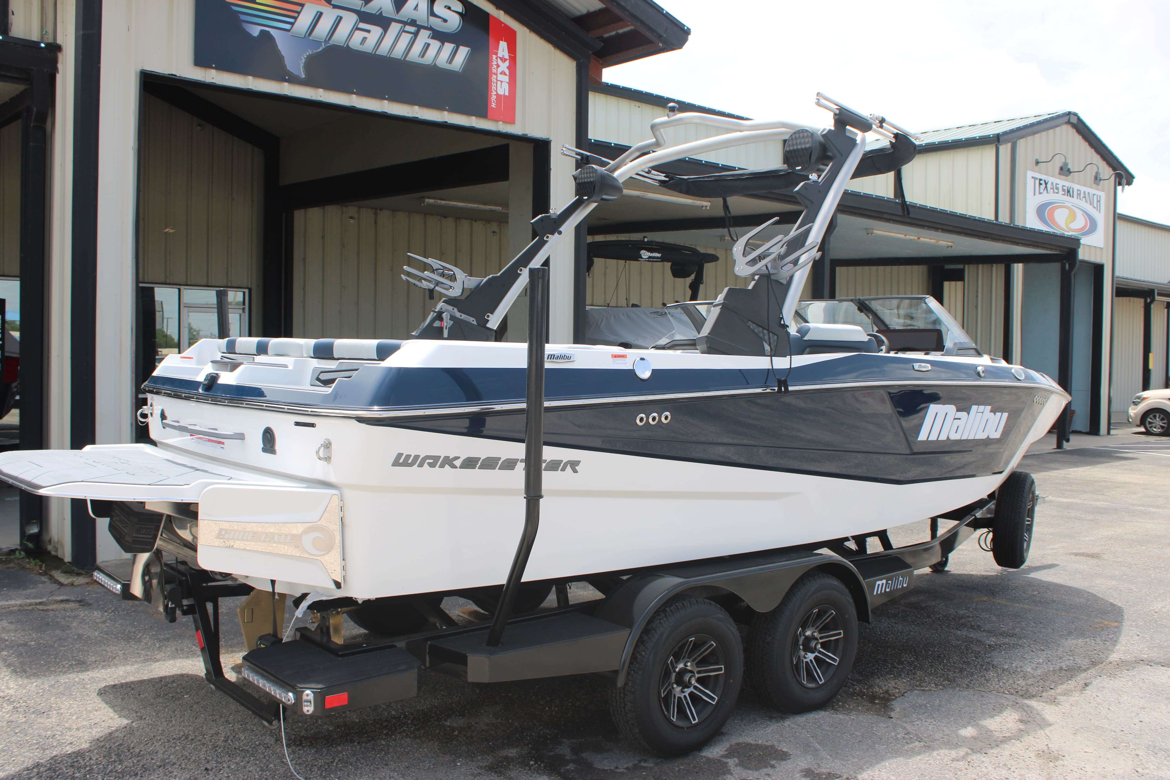 2025 Malibu Boats Wakesetter 21 LX-8