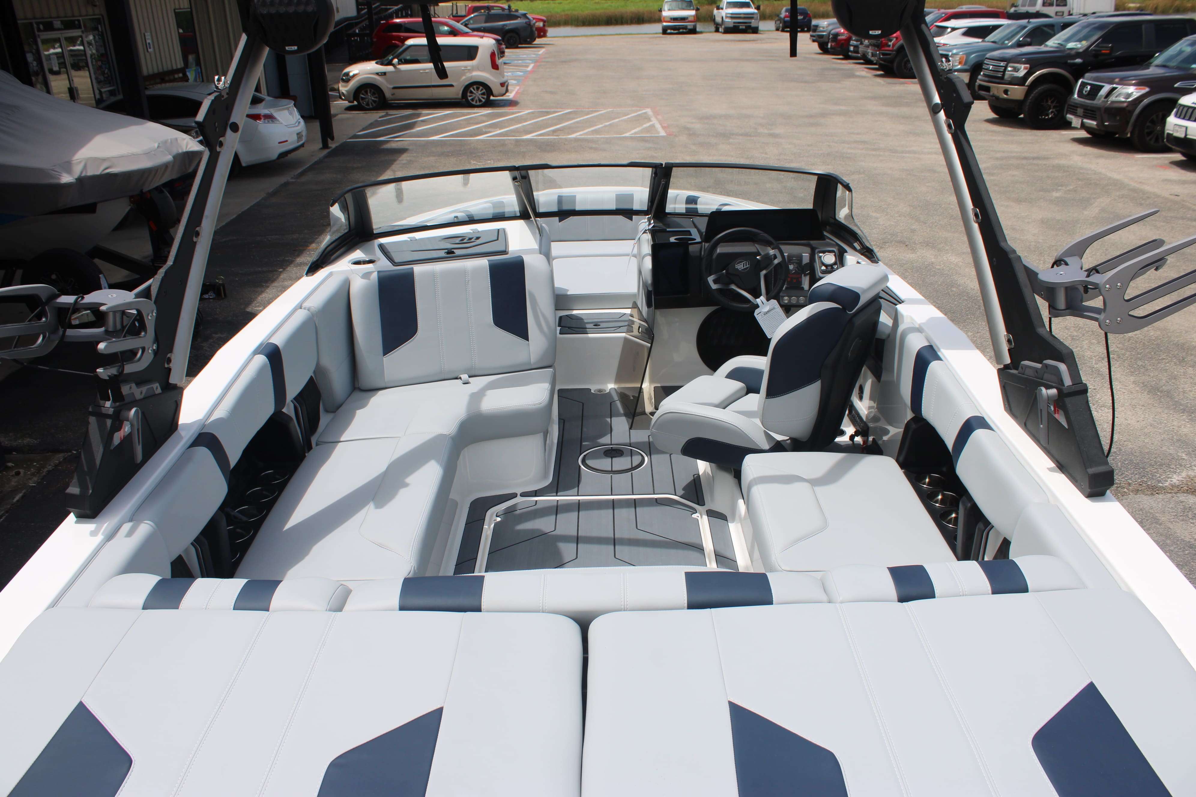 2025 Malibu Boats Wakesetter 21 LX-11