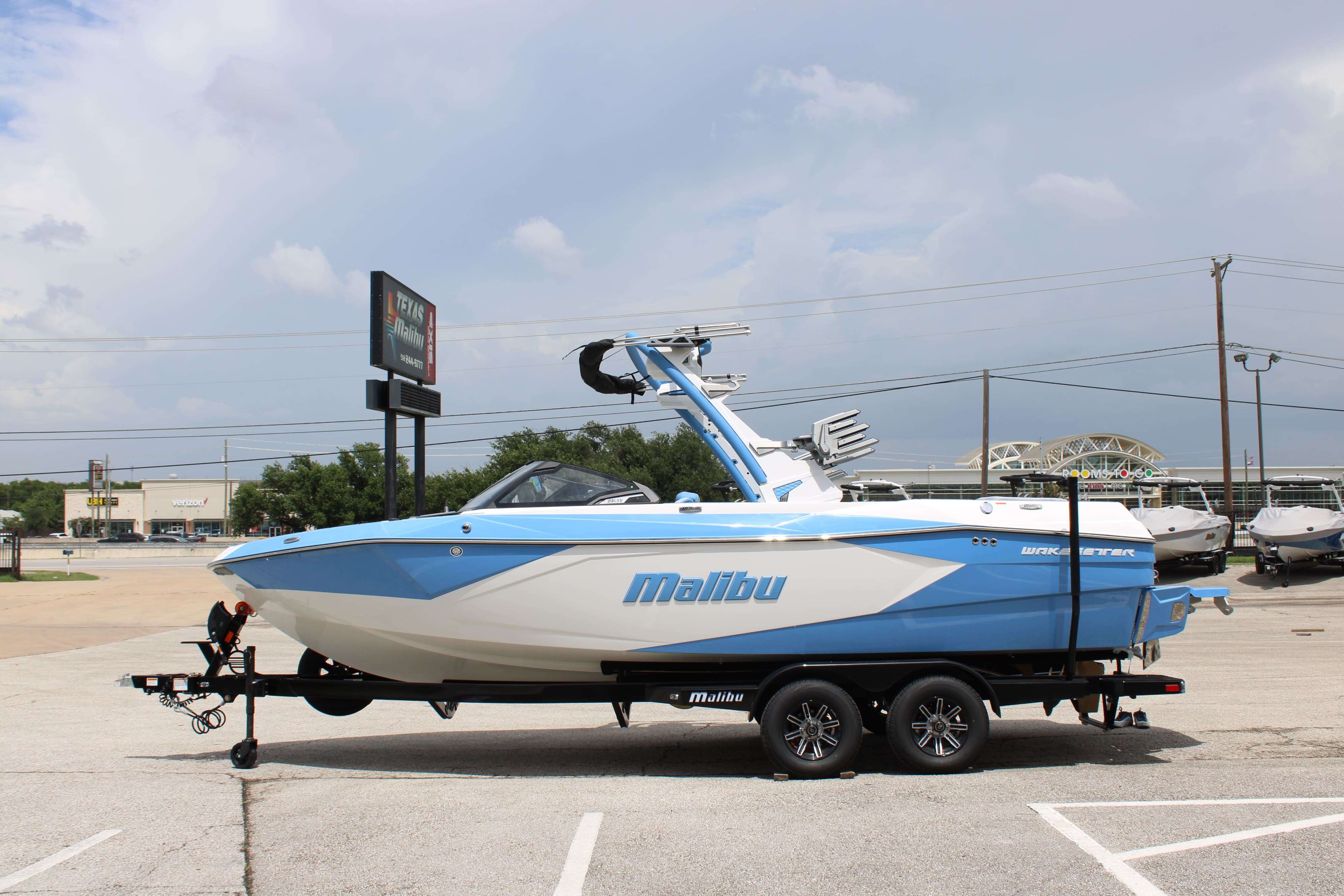 2025 Malibu Boats Wakesetter 23 LSV-5