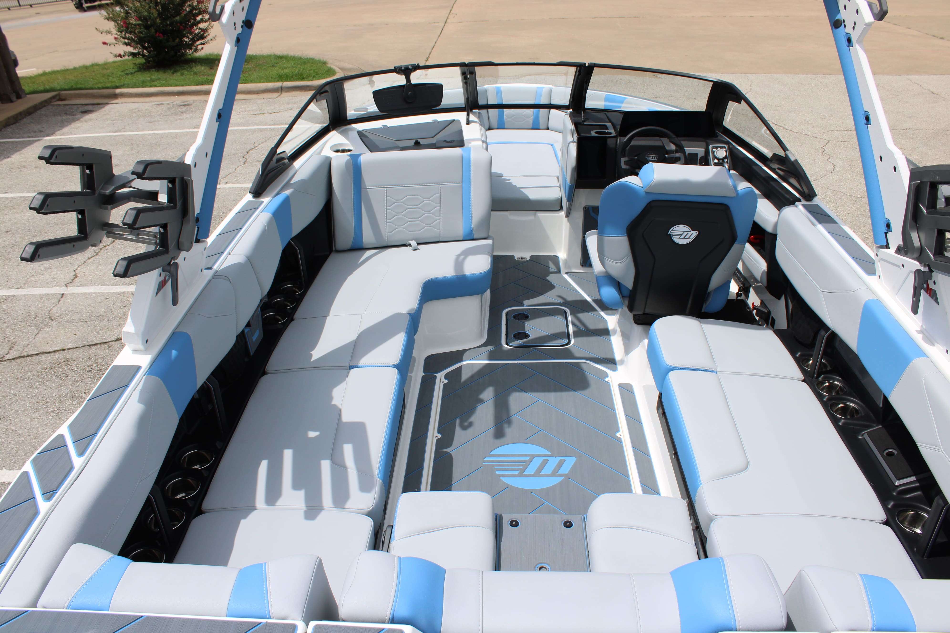 2025 Malibu Boats Wakesetter 23 LSV-11