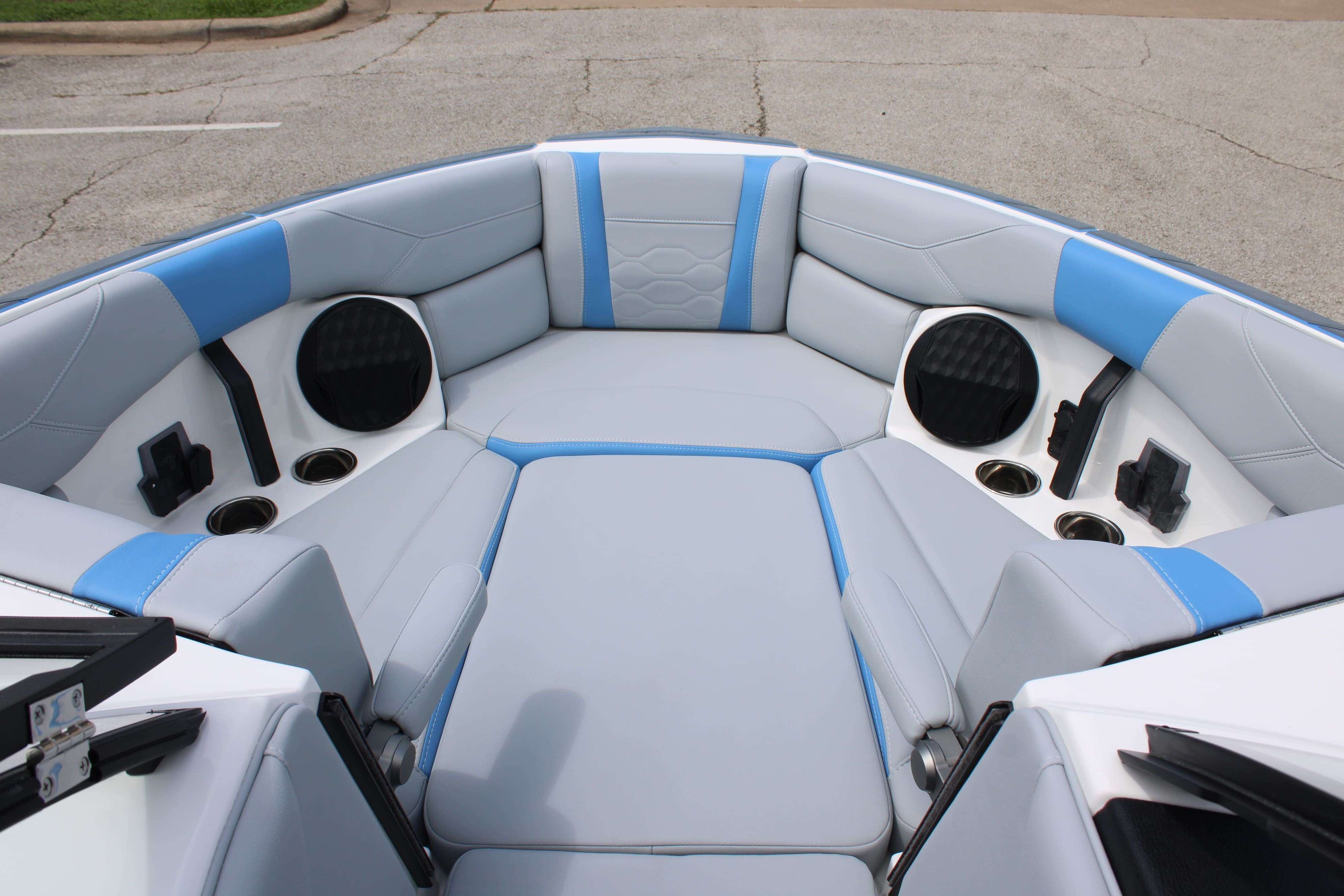 2025 Malibu Boats Wakesetter 23 LSV-17