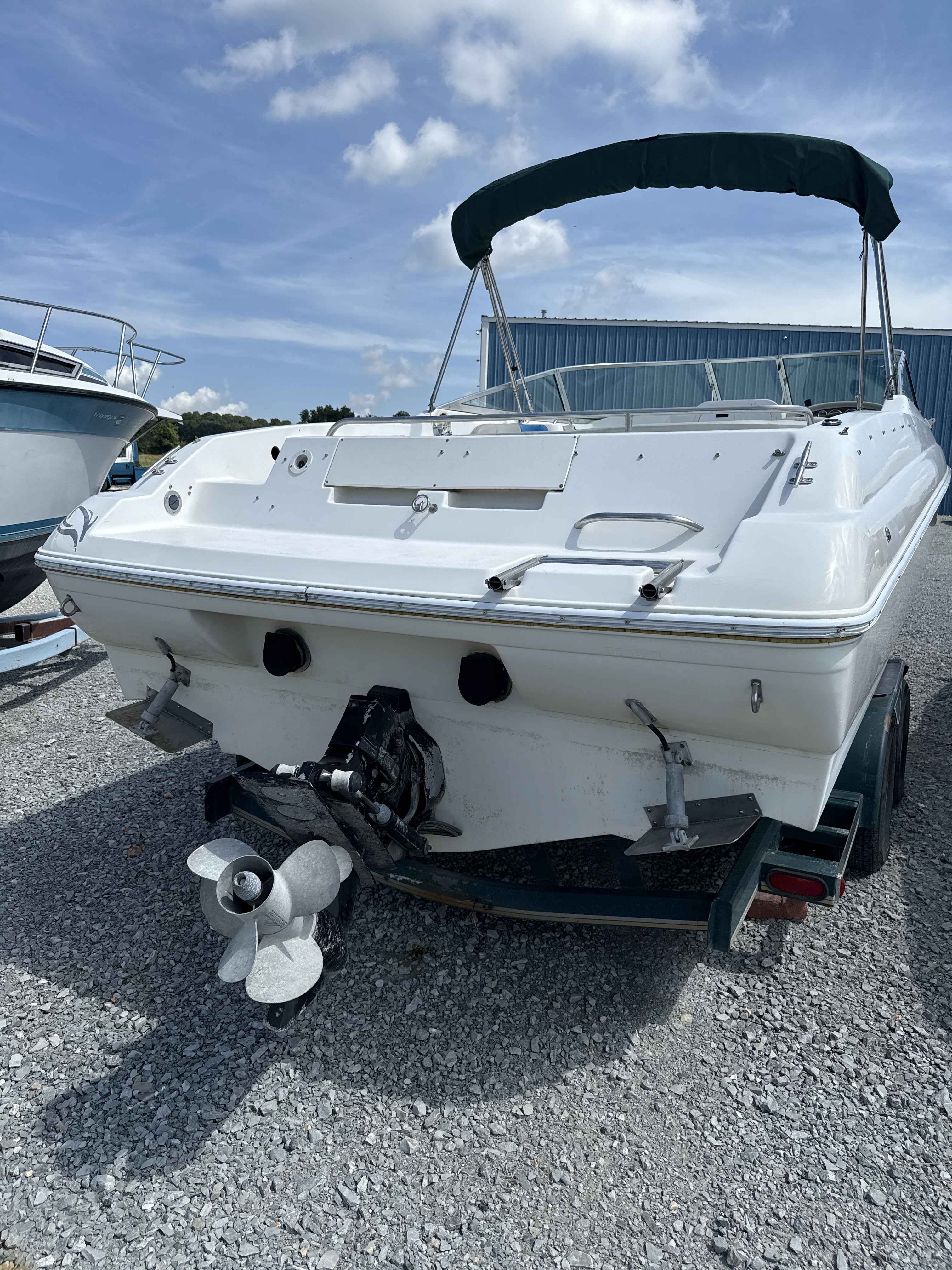 1998 Rinker 272 (Cuddy)-3