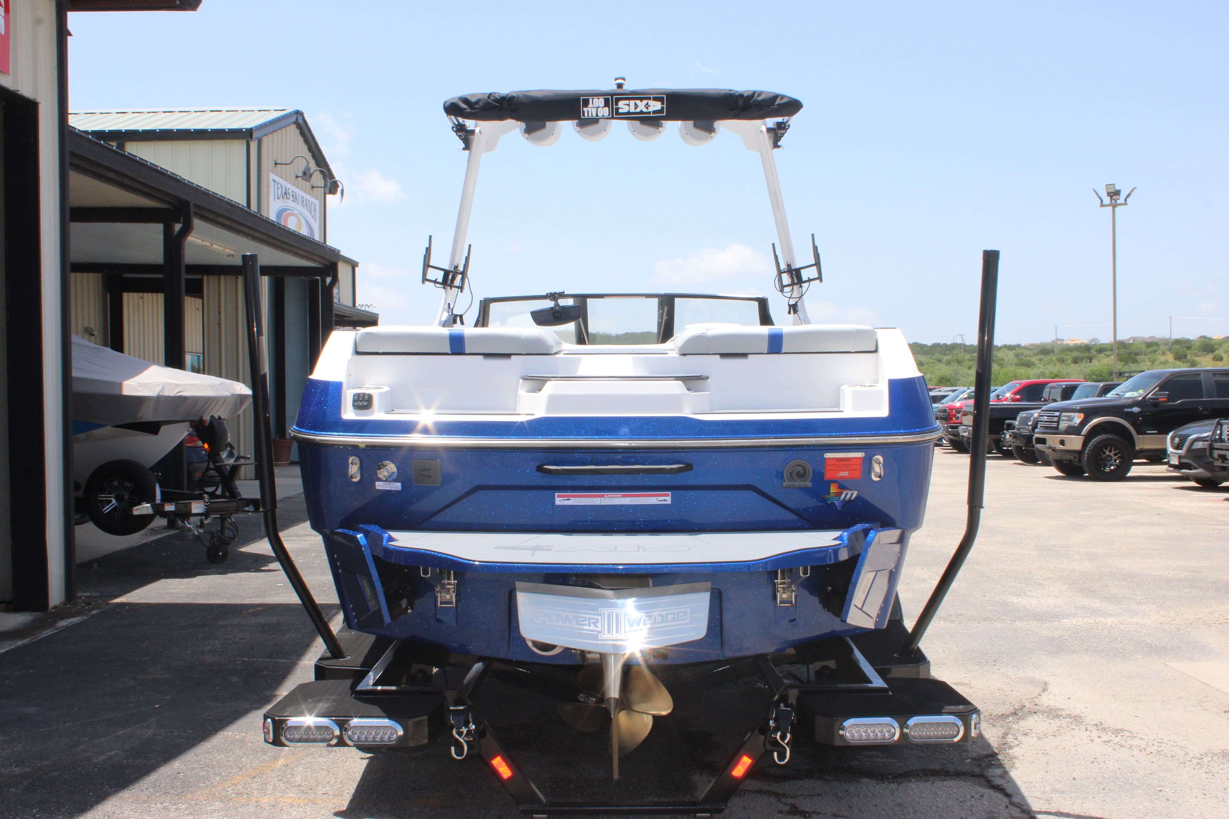 2025 Axis Wake Research Core Series A245-8