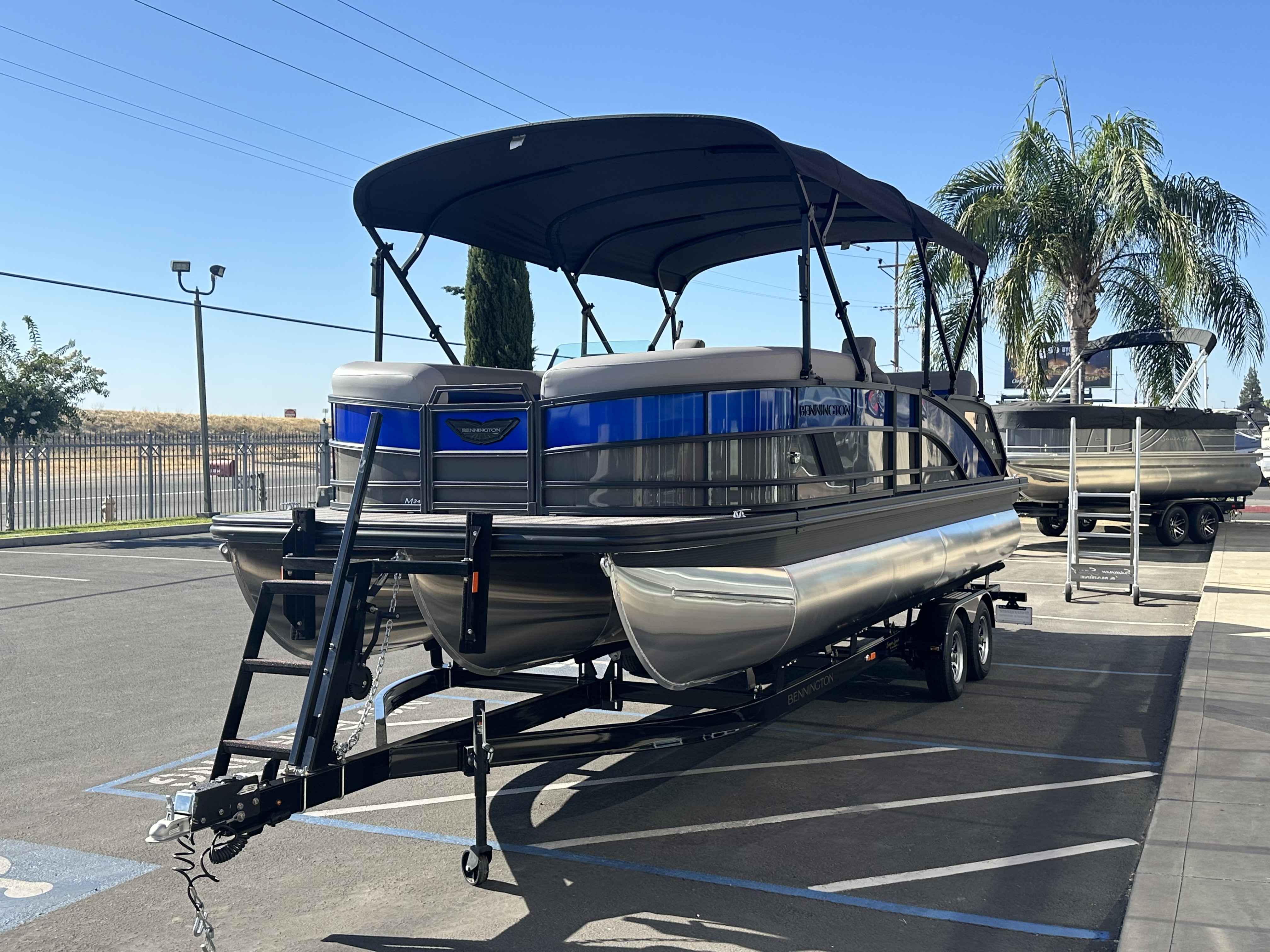 2025 Bennington 24 MSB-3