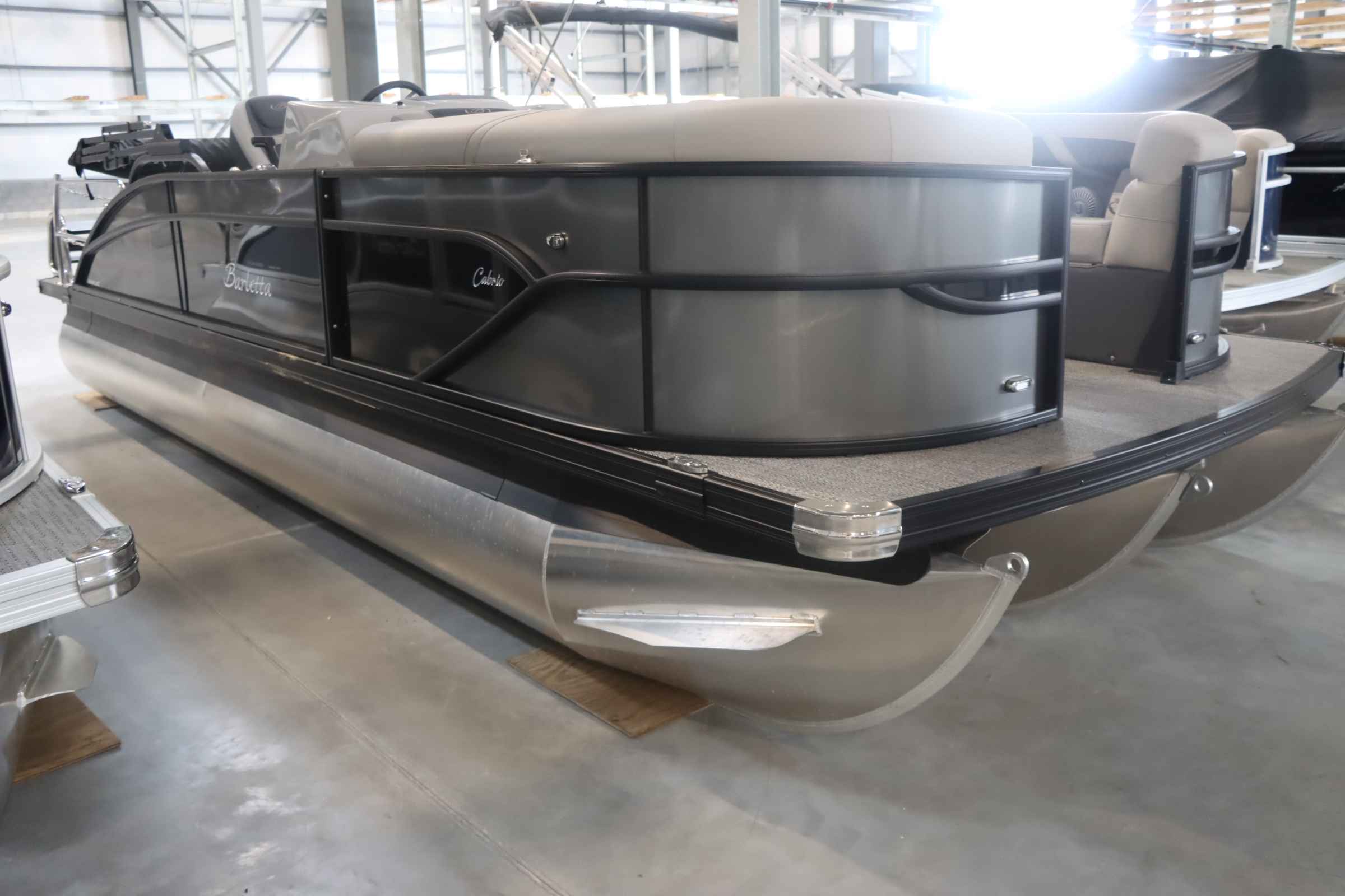 2025 BARLETTA CABRIO 22UC0