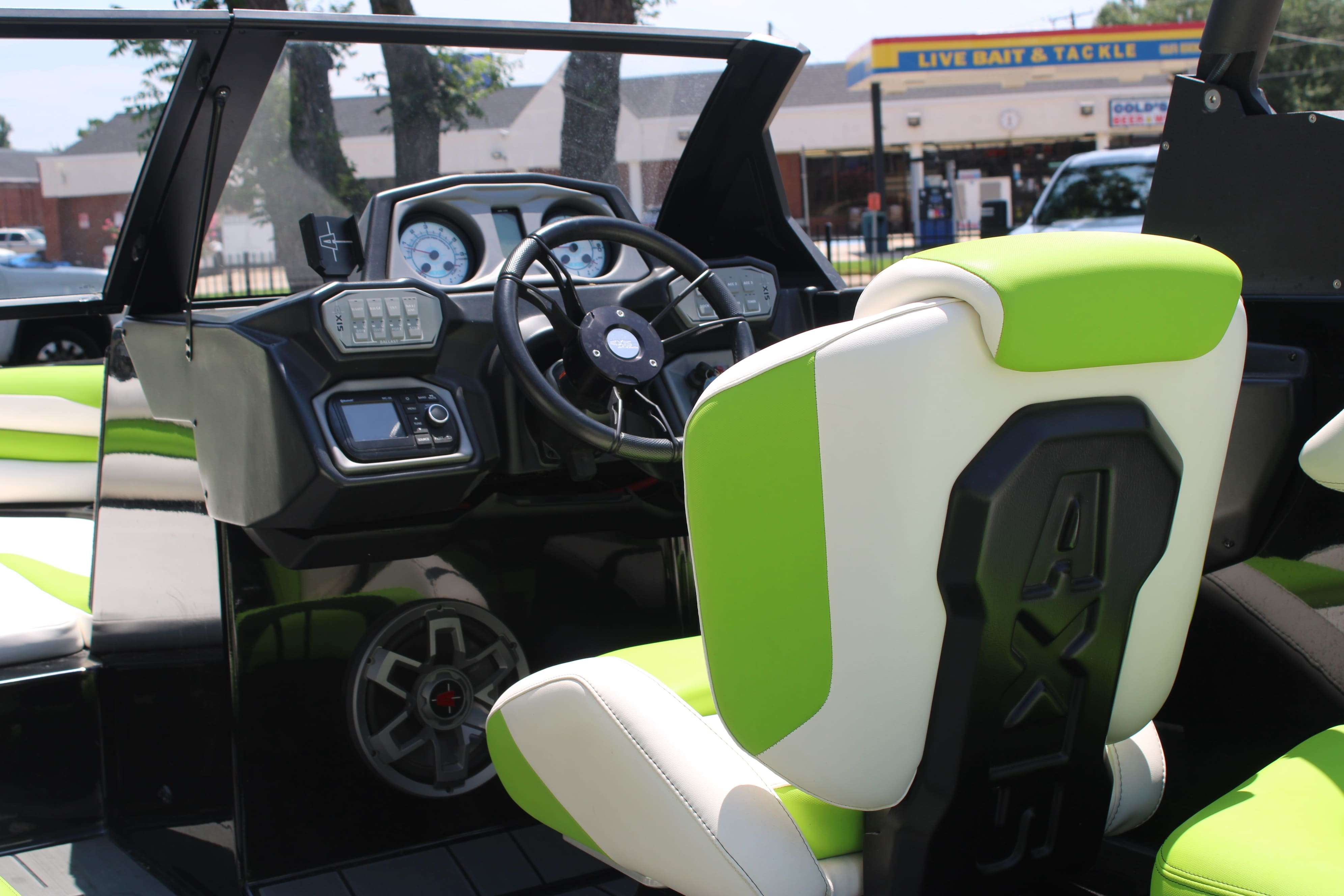 2020 Axis Wake Research Core Series A24-17