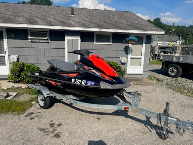 2017 WAVERUNNER VX DELUXE0
