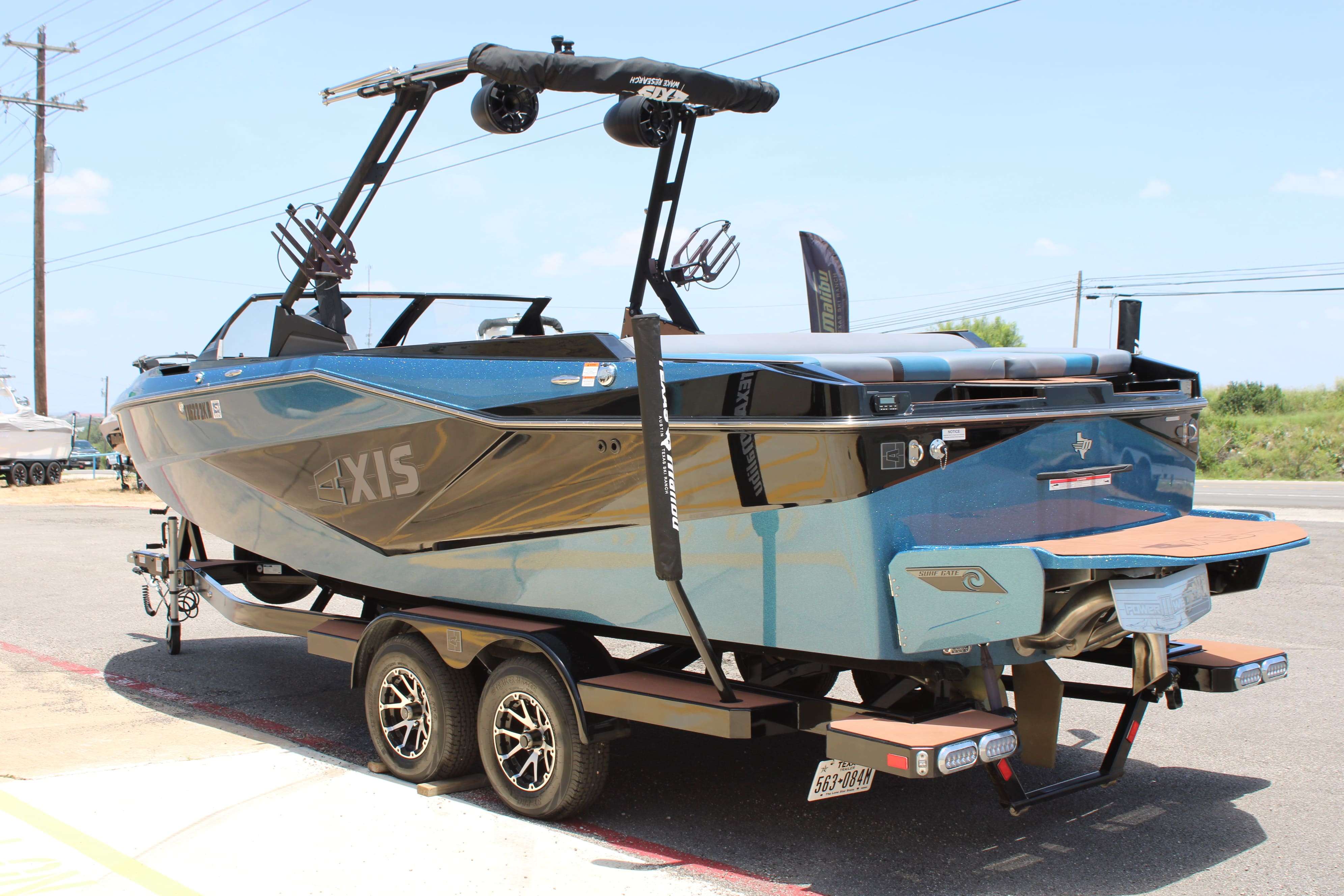 2023 Axis Wake Research Core Series T235-6