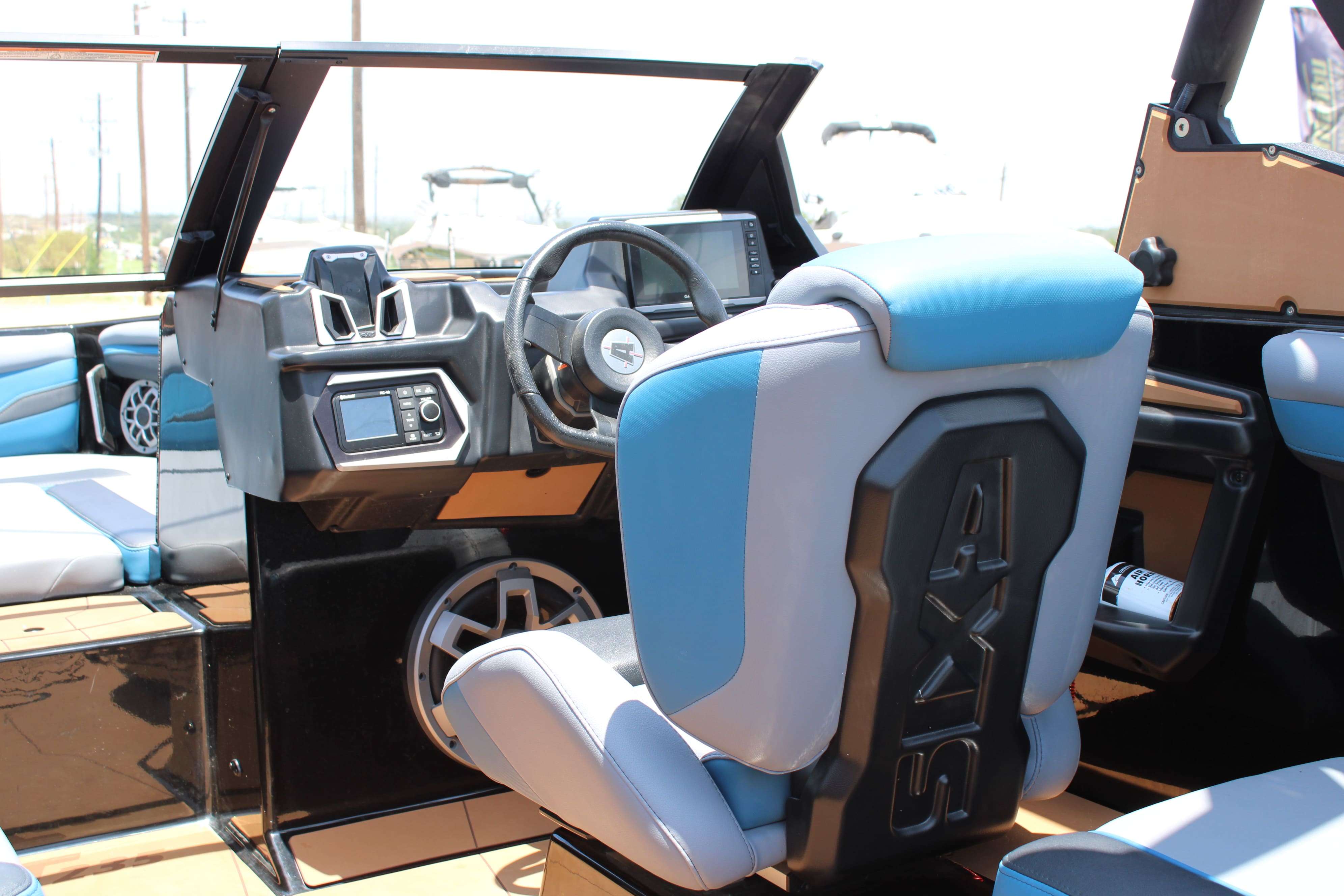 2023 Axis Wake Research Core Series T235-17