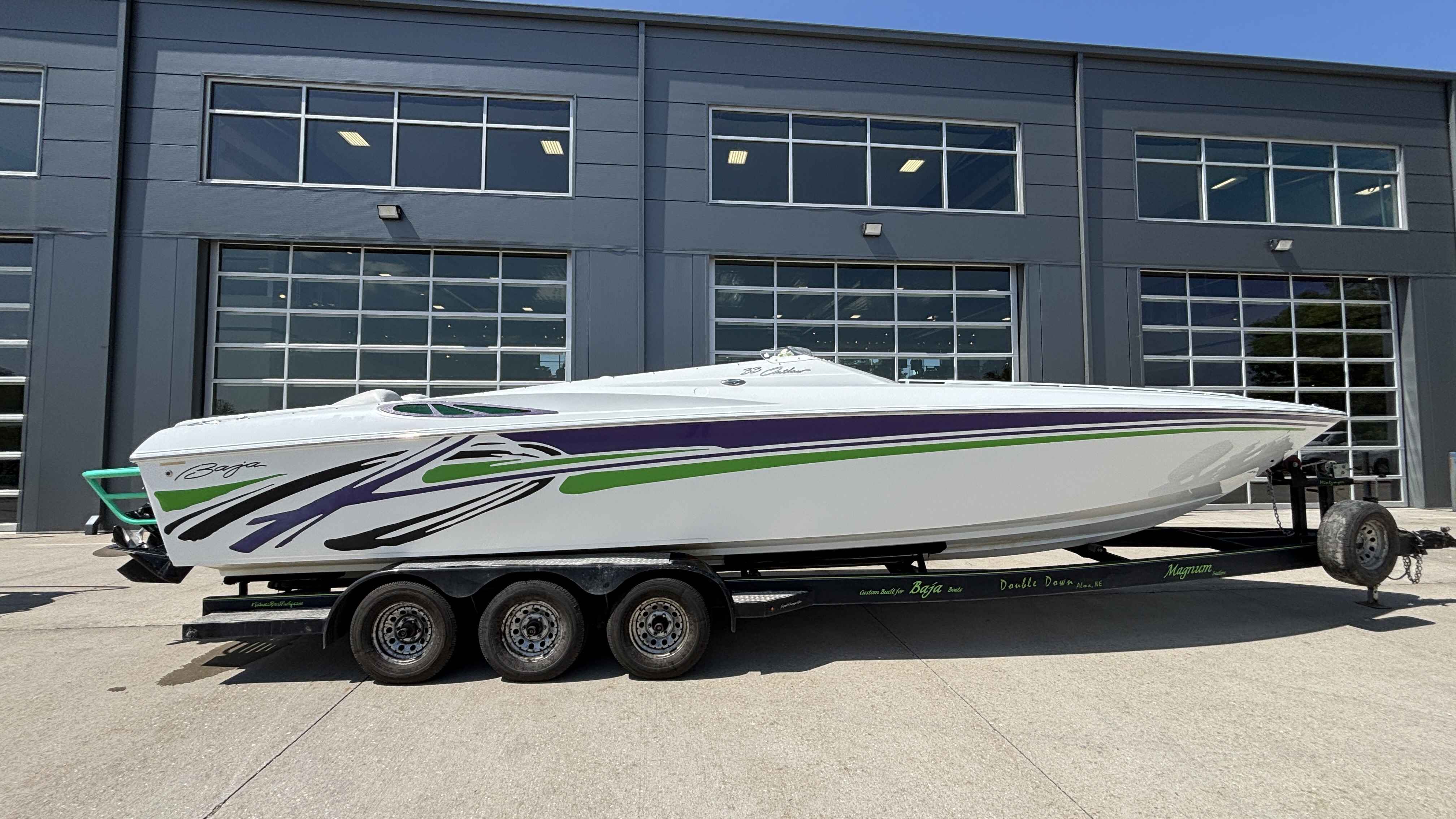 2005 Baja 33 Outlaw0