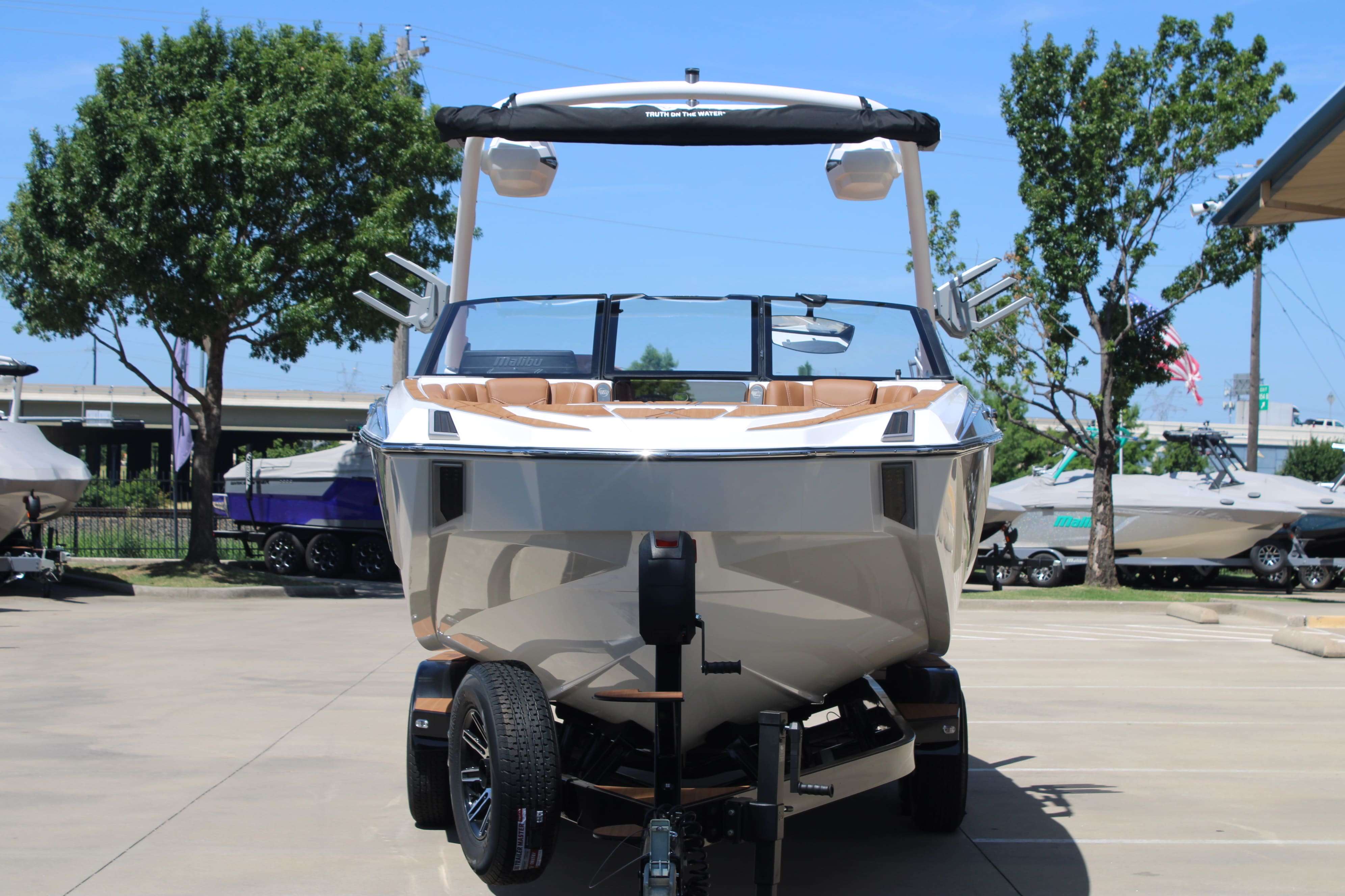 2025 Malibu Boats M230-3