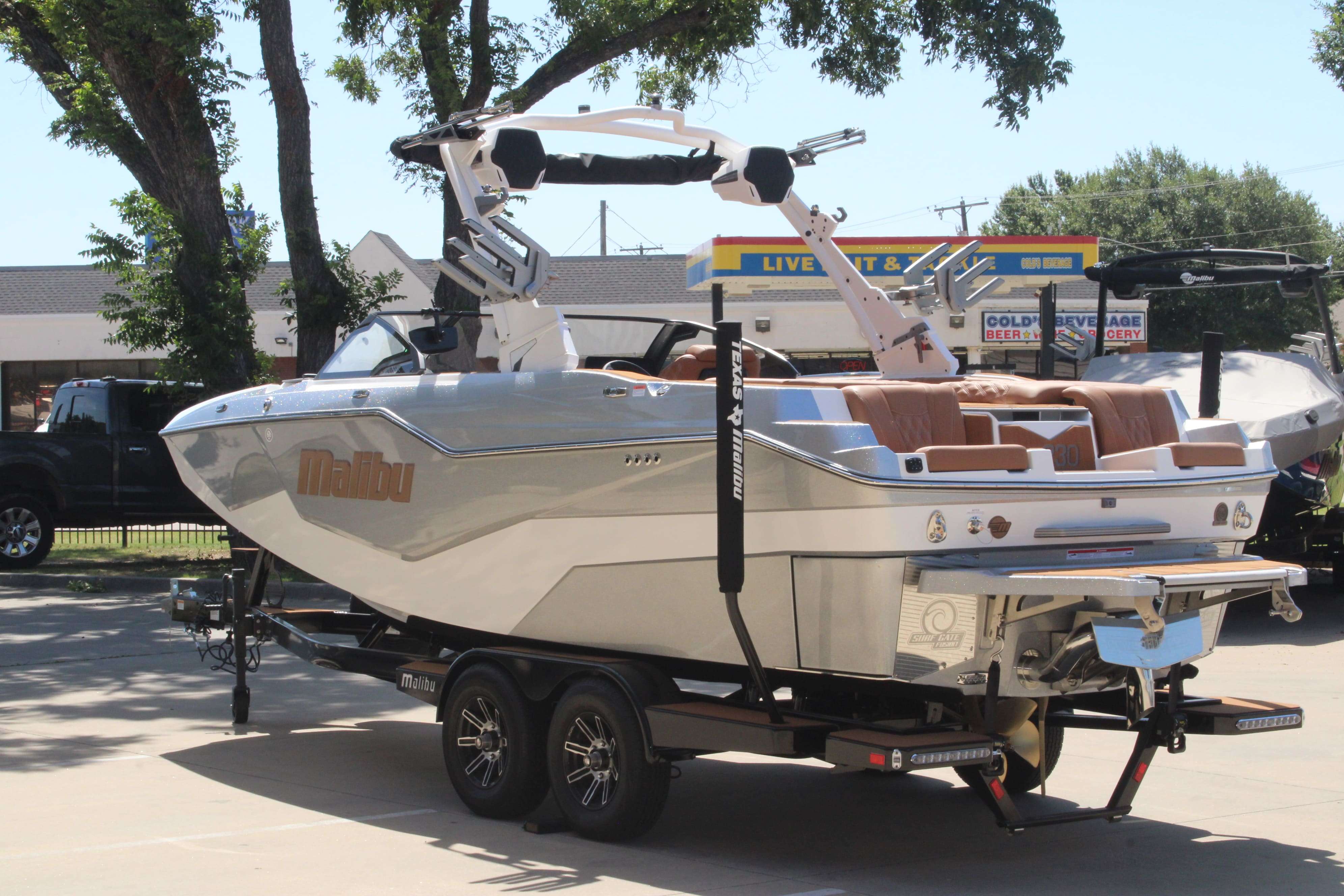 2025 Malibu Boats M230-6