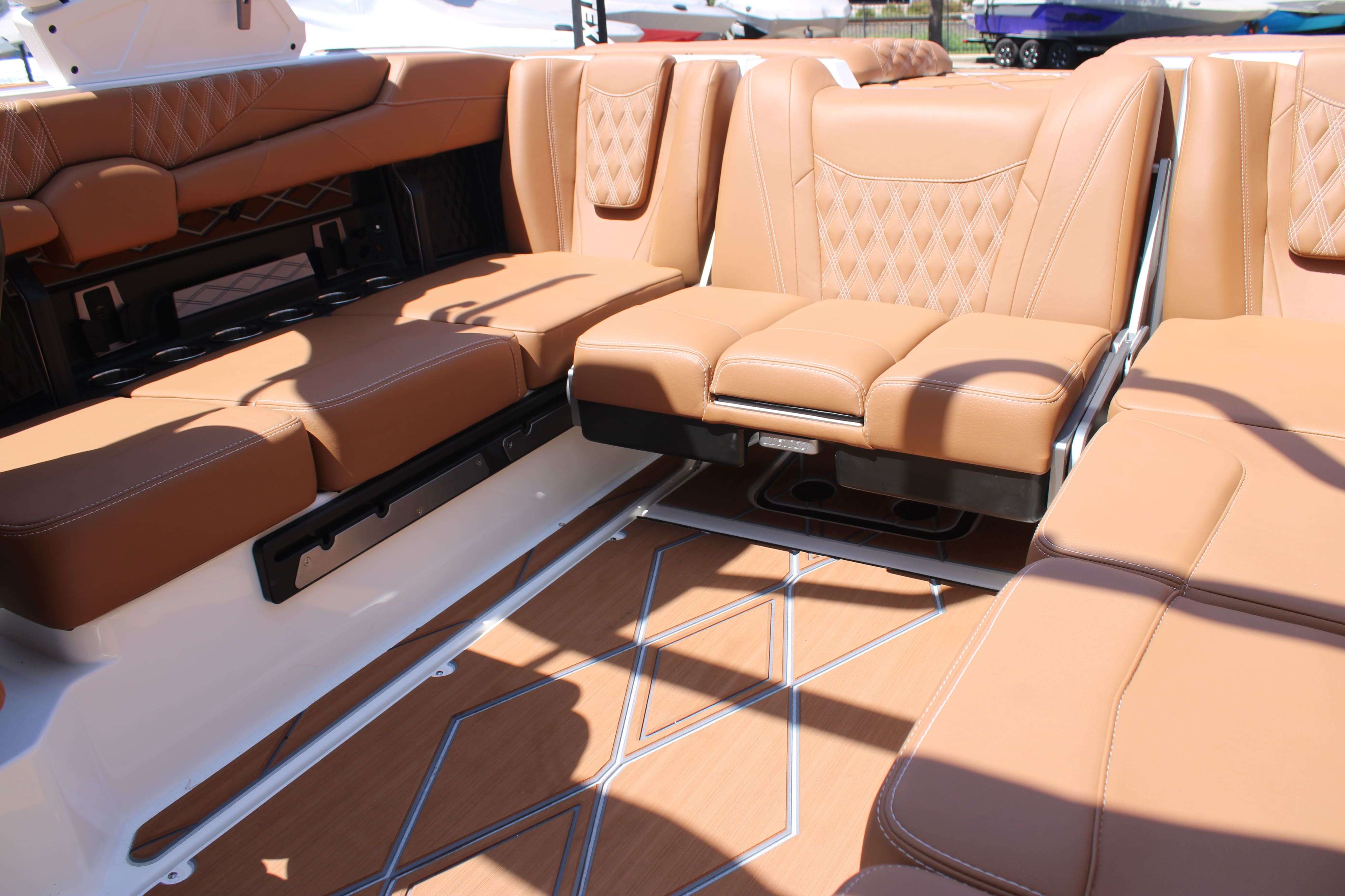 2025 Malibu Boats M230-15