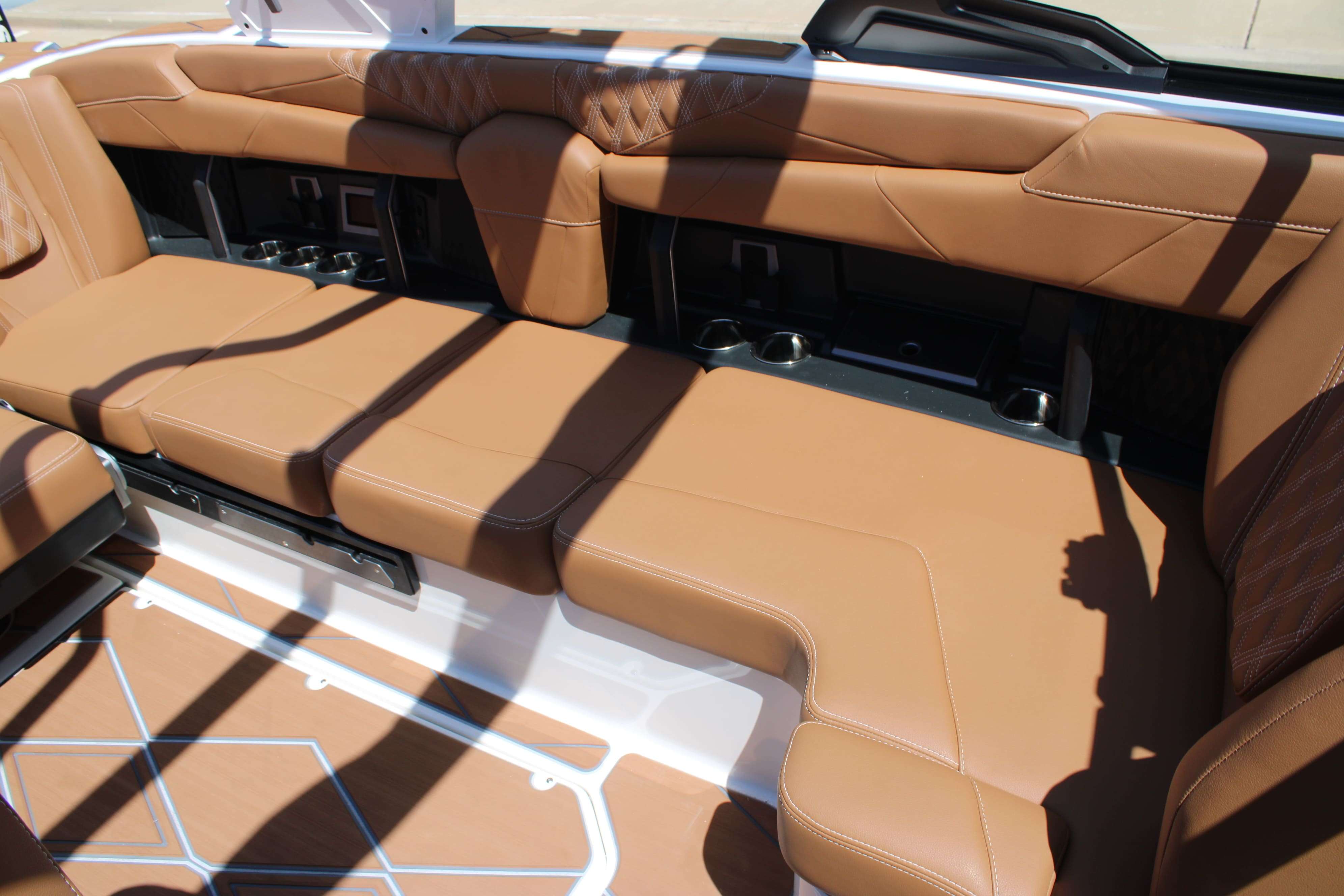 2025 Malibu Boats M230-16