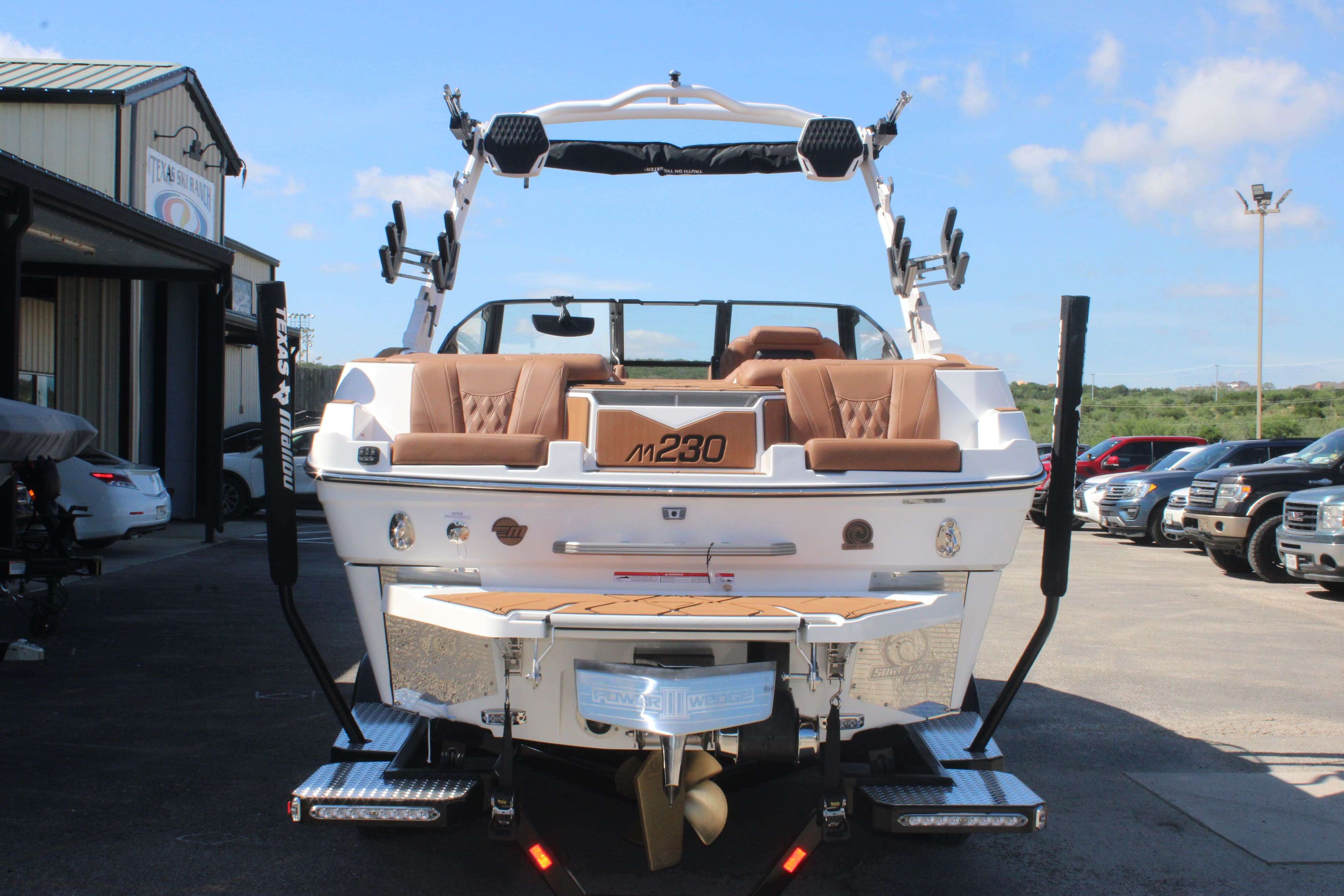 2025 Malibu Boats M230-7