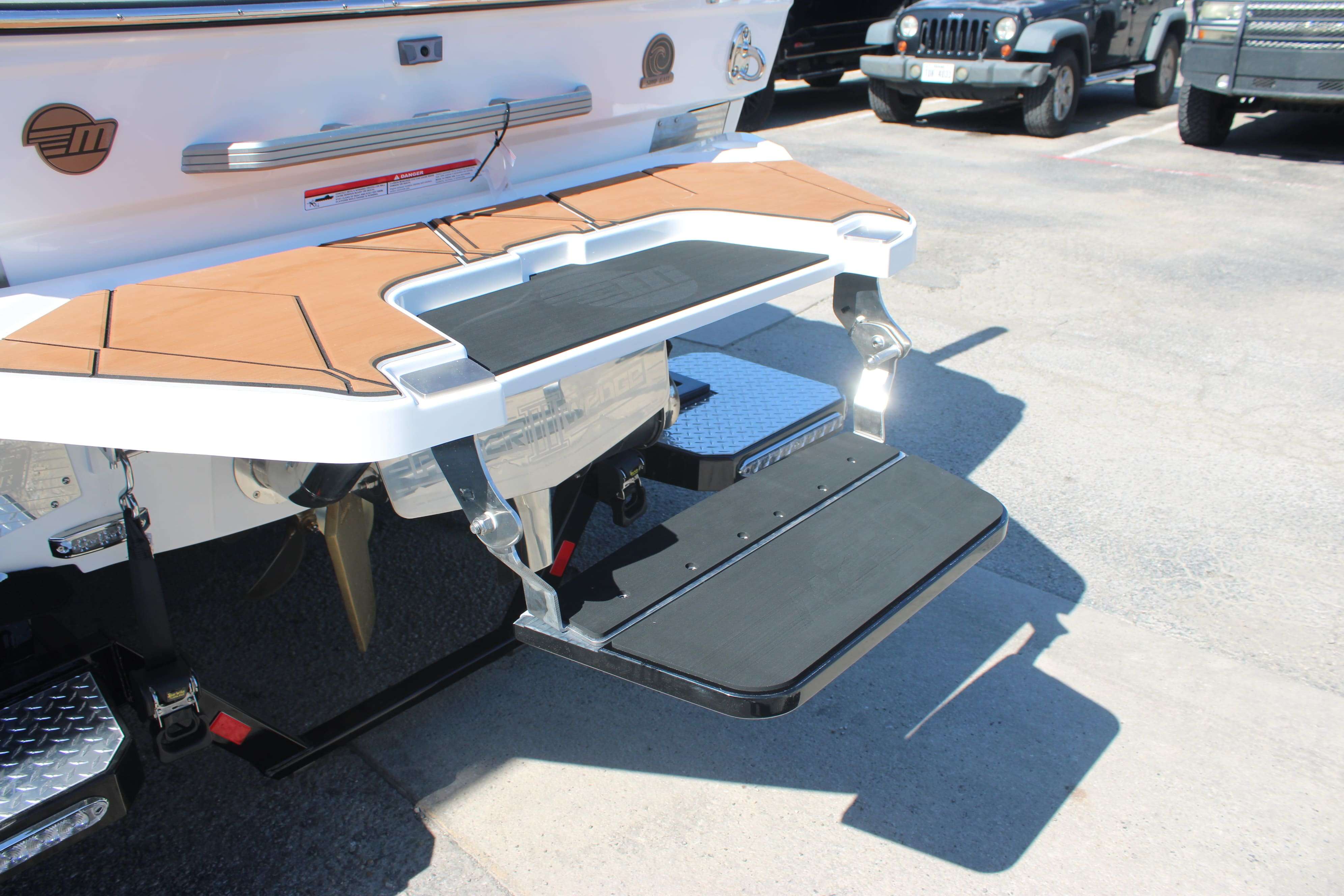 2025 Malibu Boats M230-8