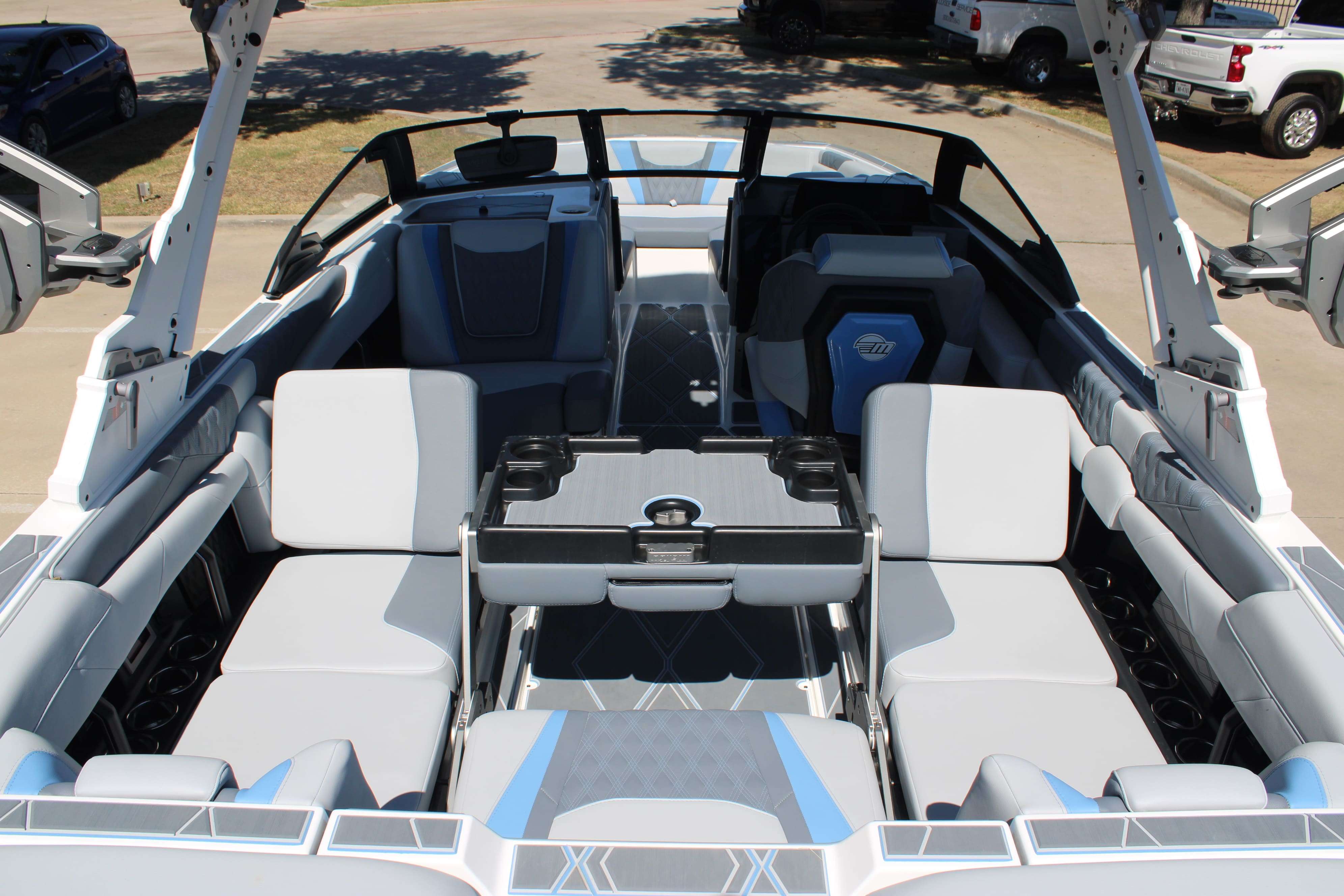 2025 Malibu Boats M230-14