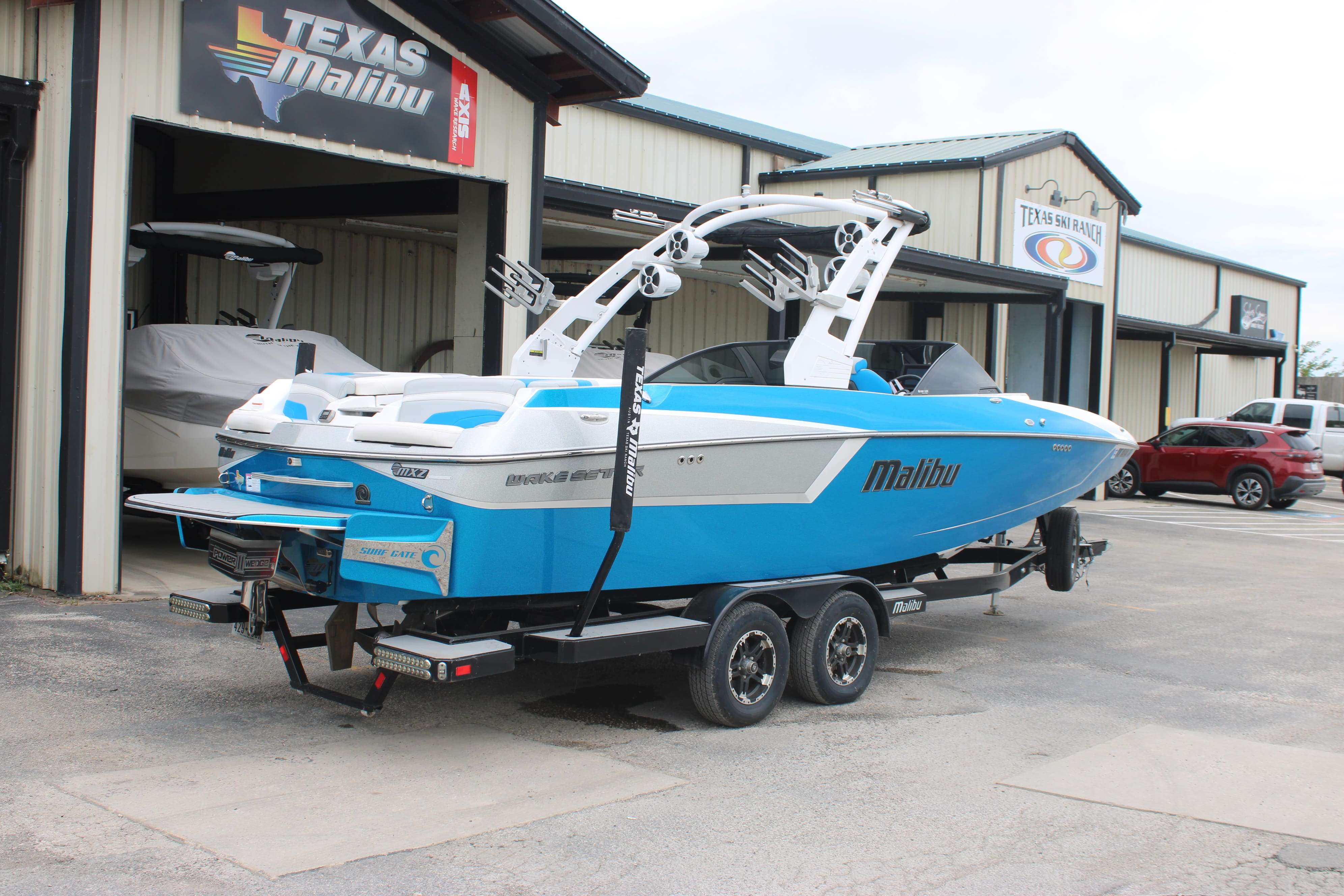 2019 Malibu Boats Wakesetter 24 MXZ-6