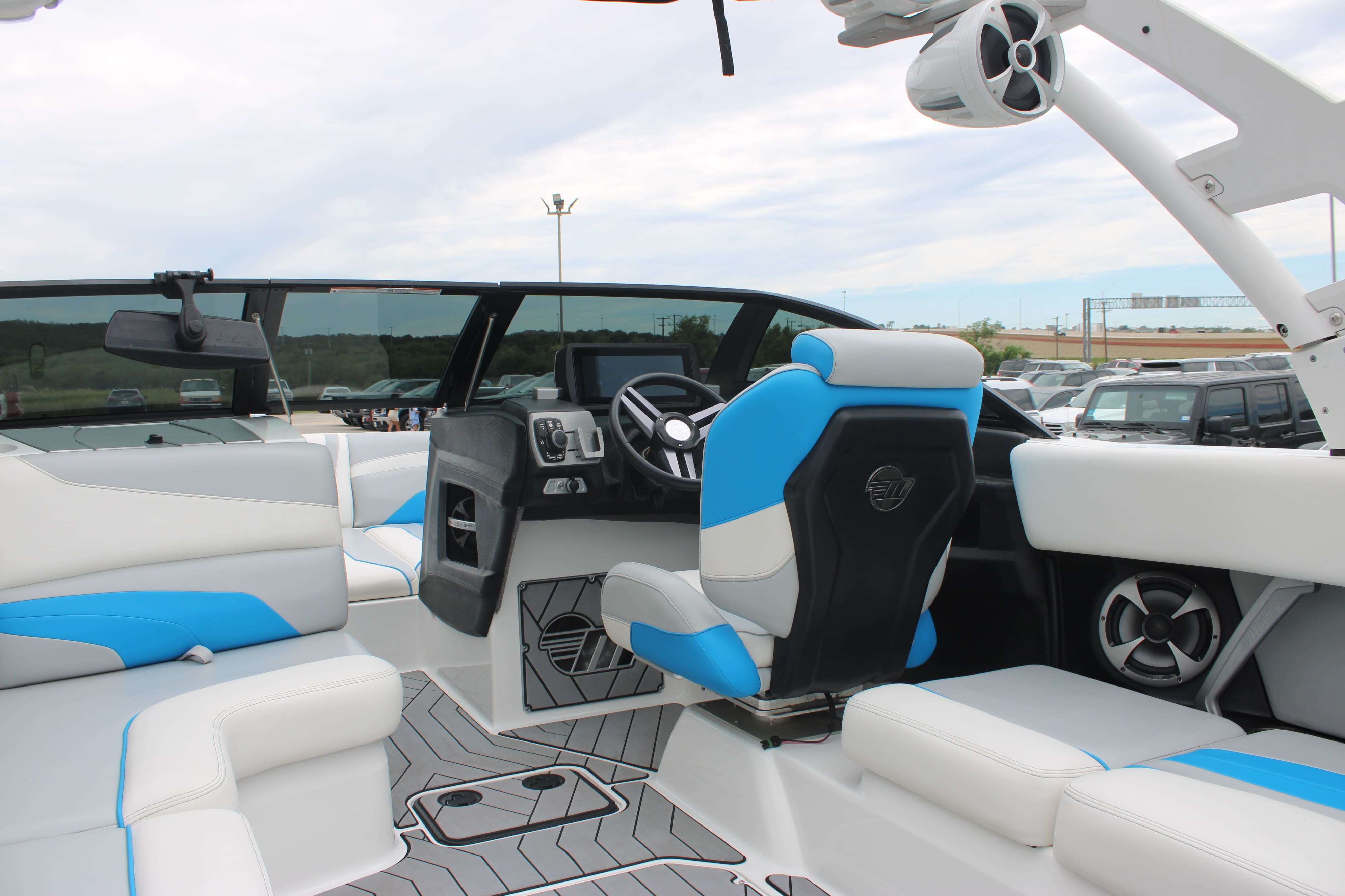 2019 Malibu Boats Wakesetter 24 MXZ-12