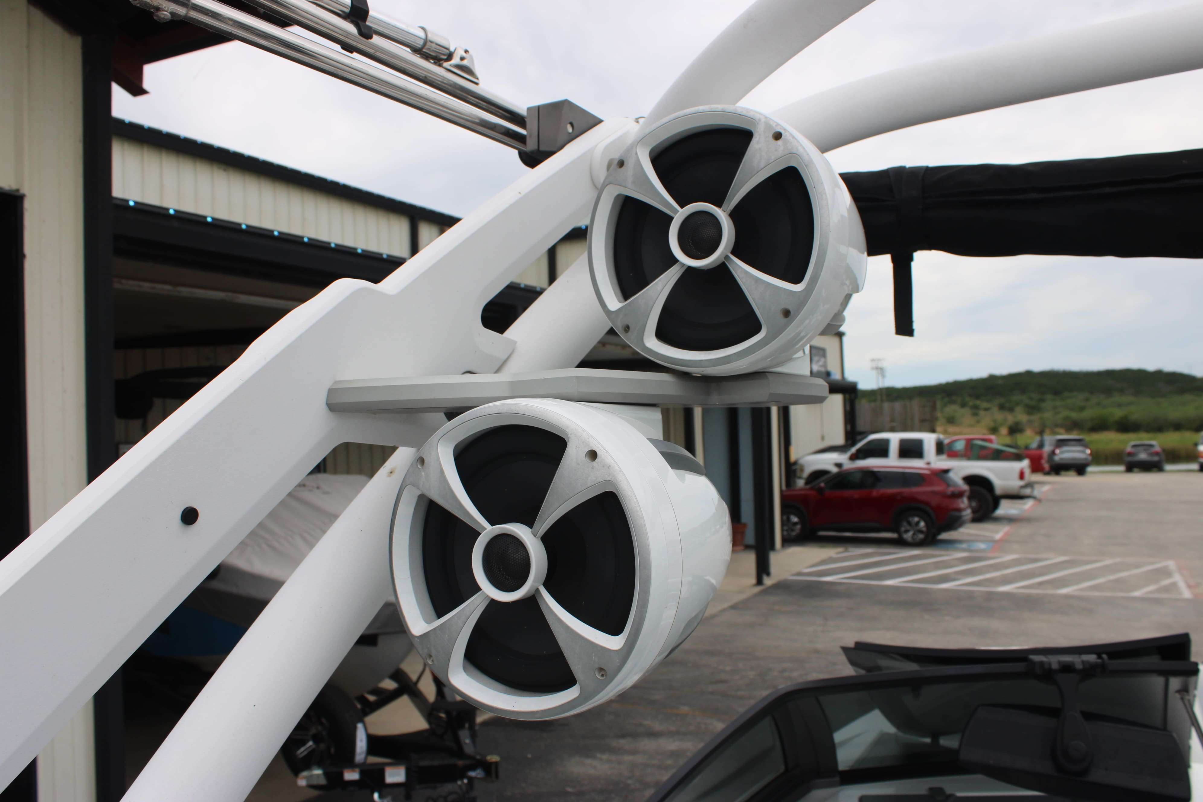 2019 Malibu Boats Wakesetter 24 MXZ-17