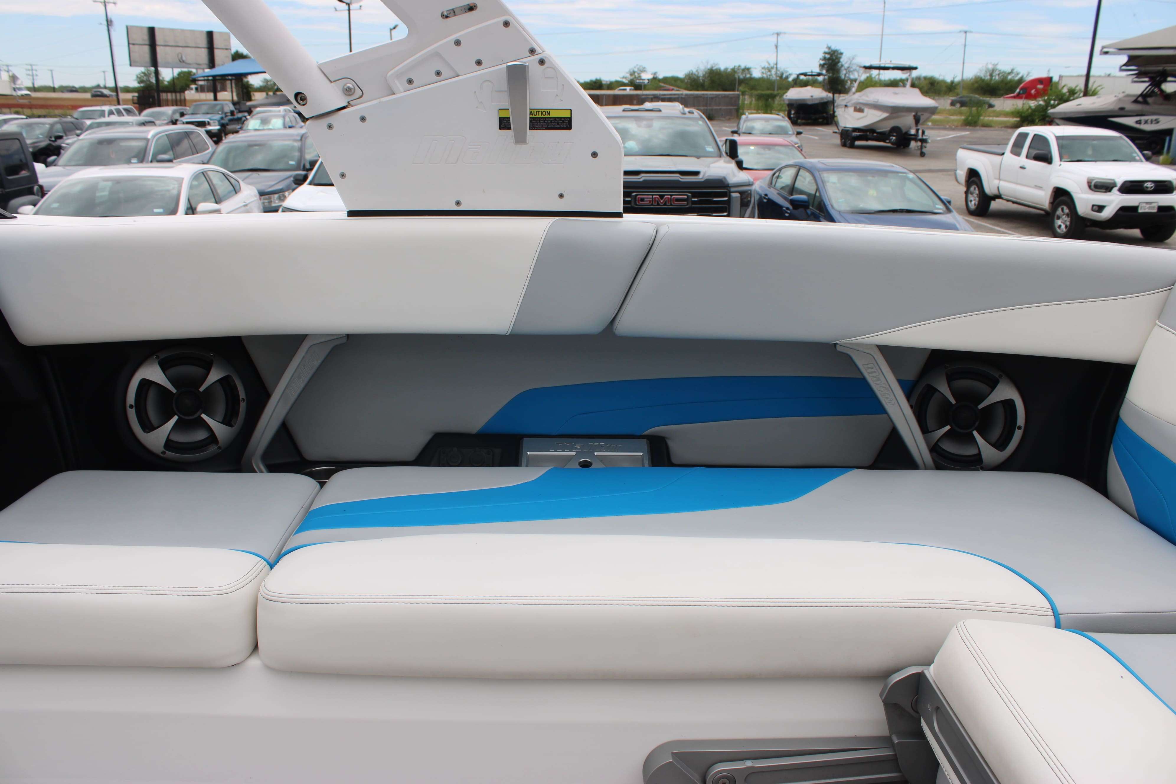 2019 Malibu Boats Wakesetter 24 MXZ-19