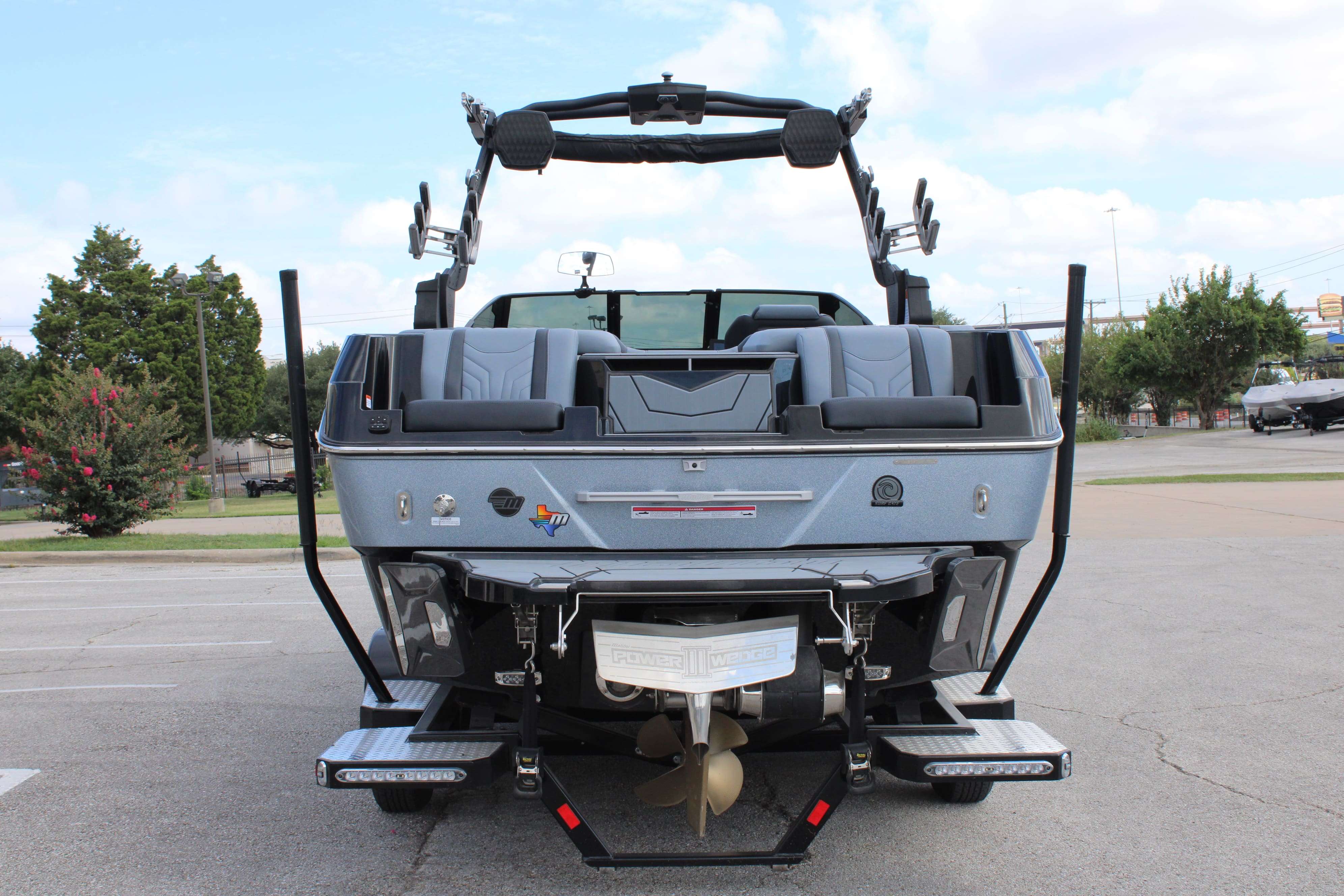2025 Malibu Boats Wakesetter 25 LSV-8