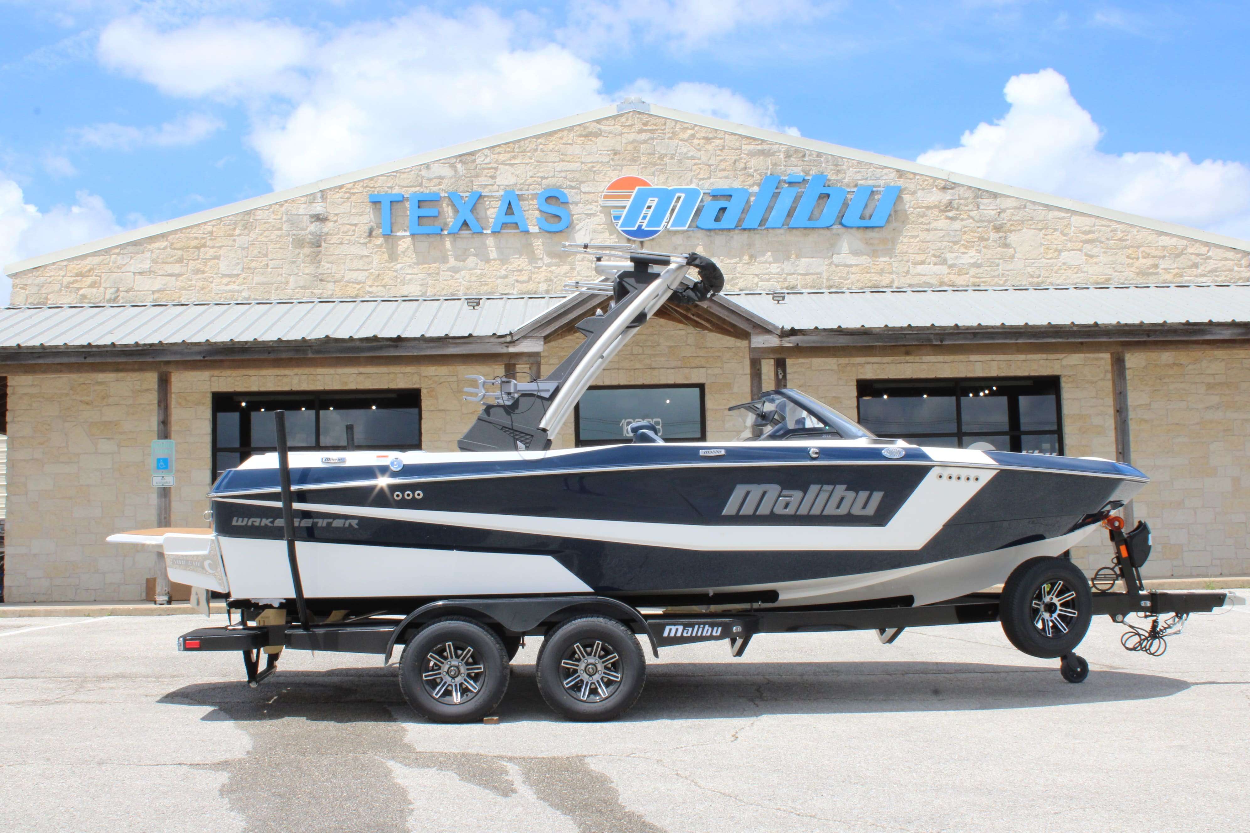 2025 Malibu Boats Wakesetter 21 LX-1