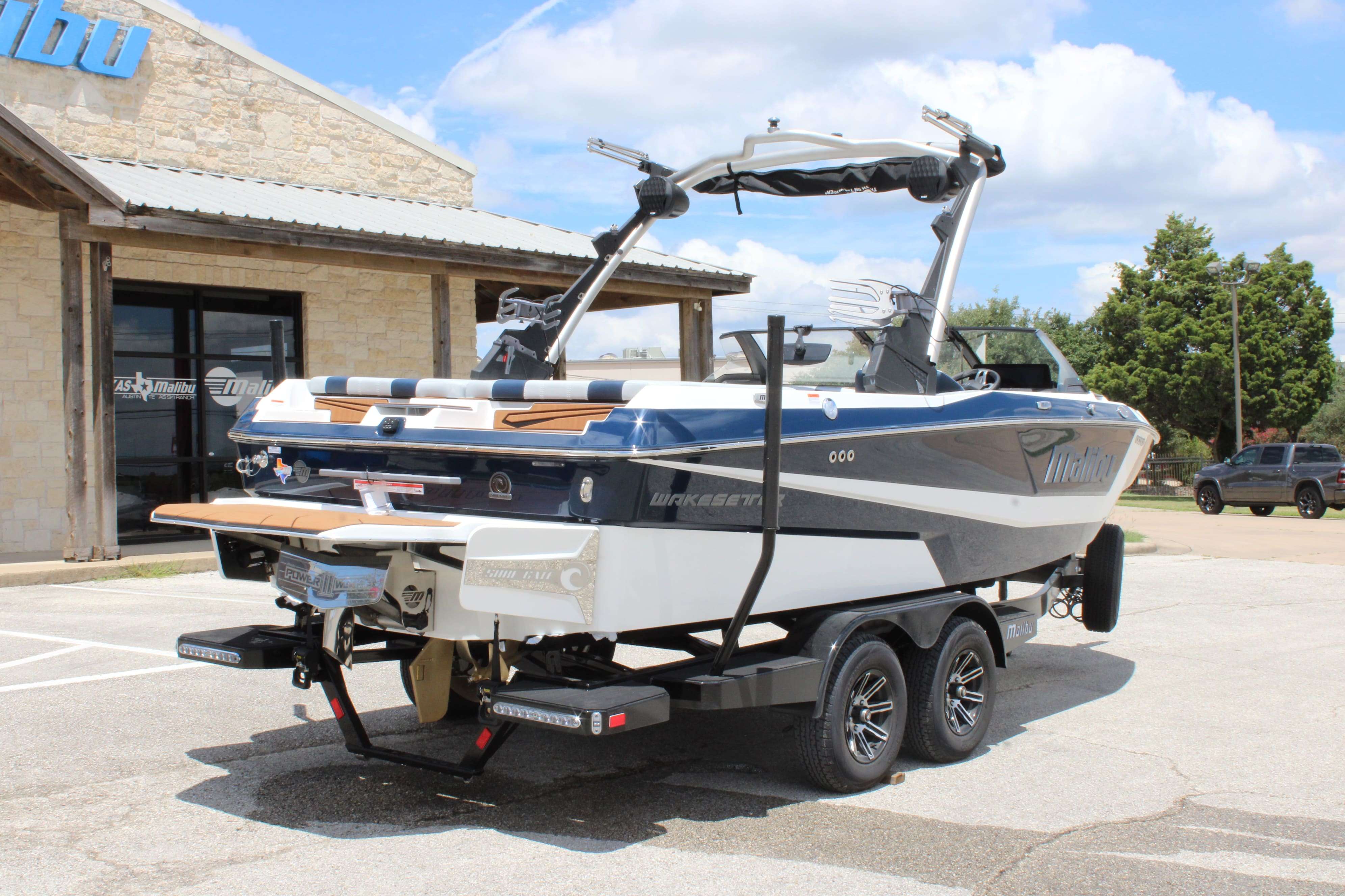 2025 Malibu Boats Wakesetter 21 LX-7