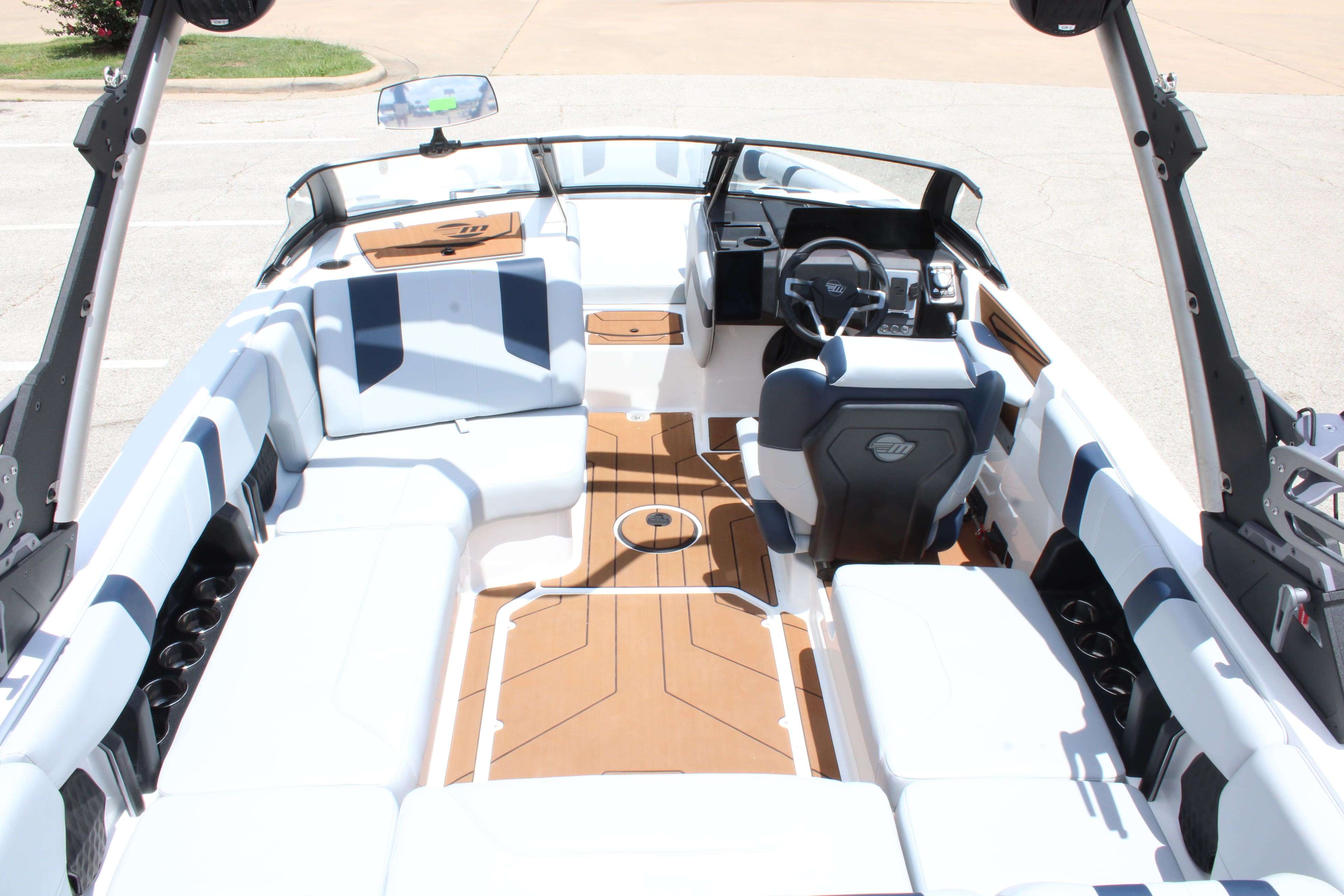 2025 Malibu Boats Wakesetter 21 LX-10