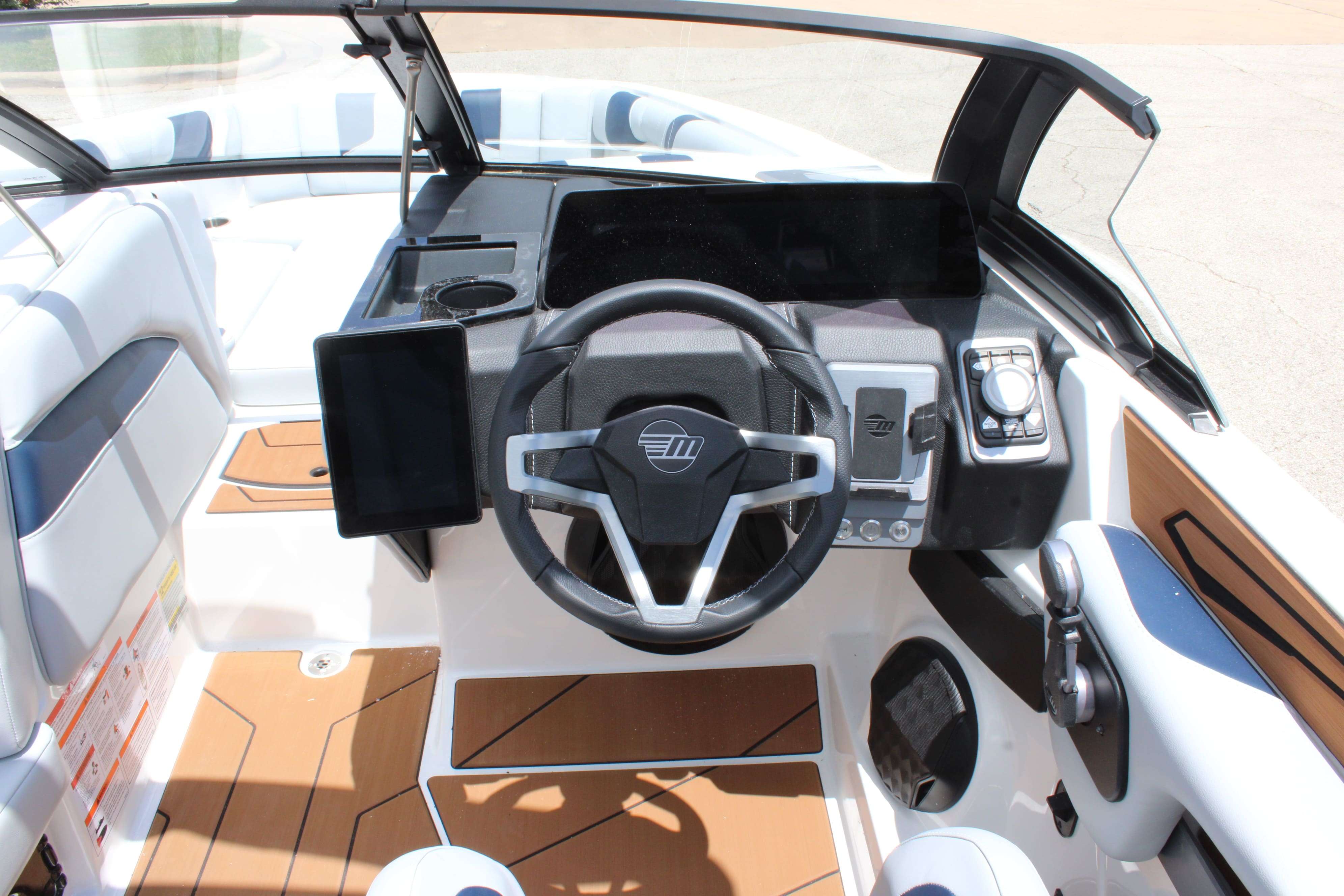 2025 Malibu Boats Wakesetter 21 LX-14