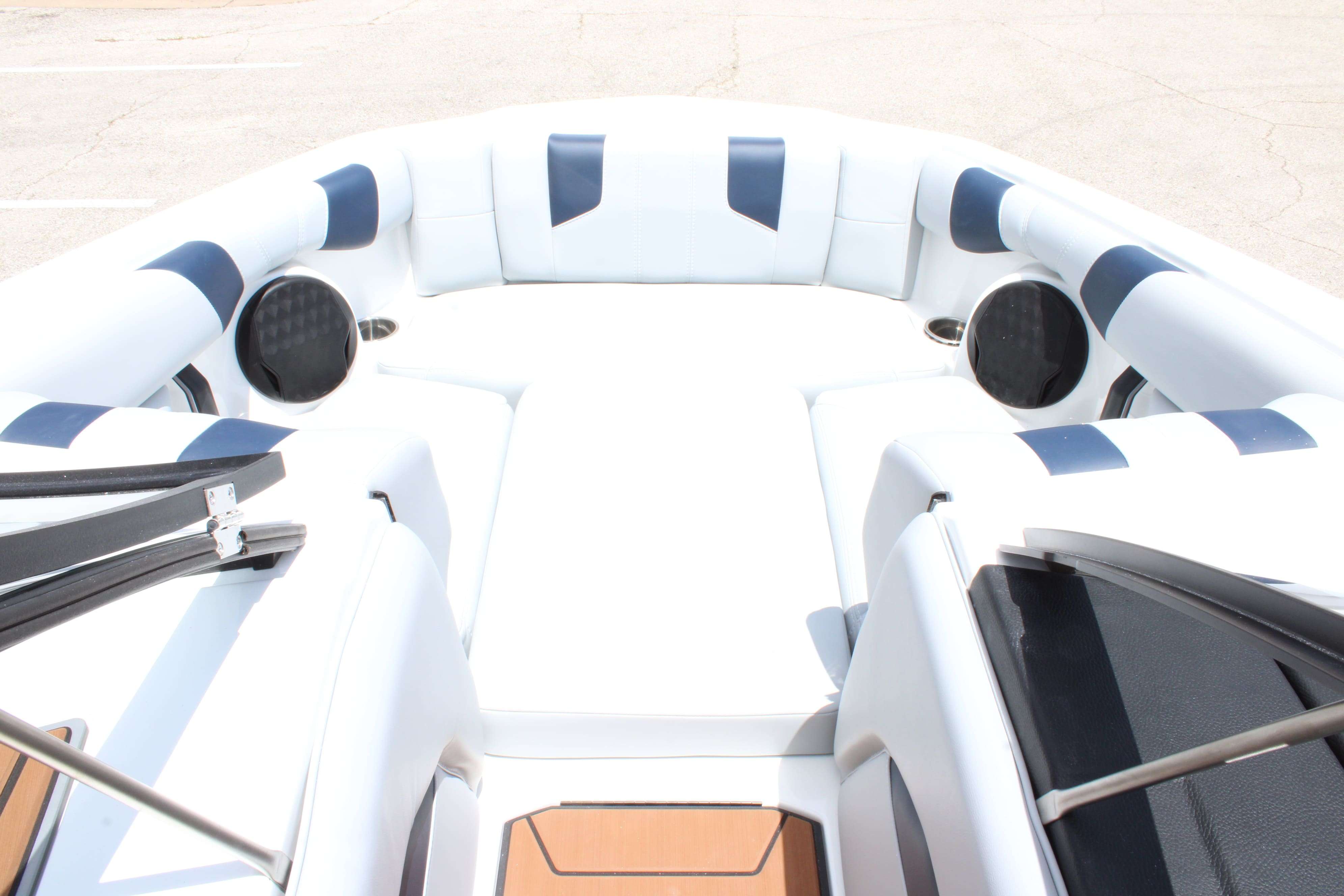 2025 Malibu Boats Wakesetter 21 LX-15