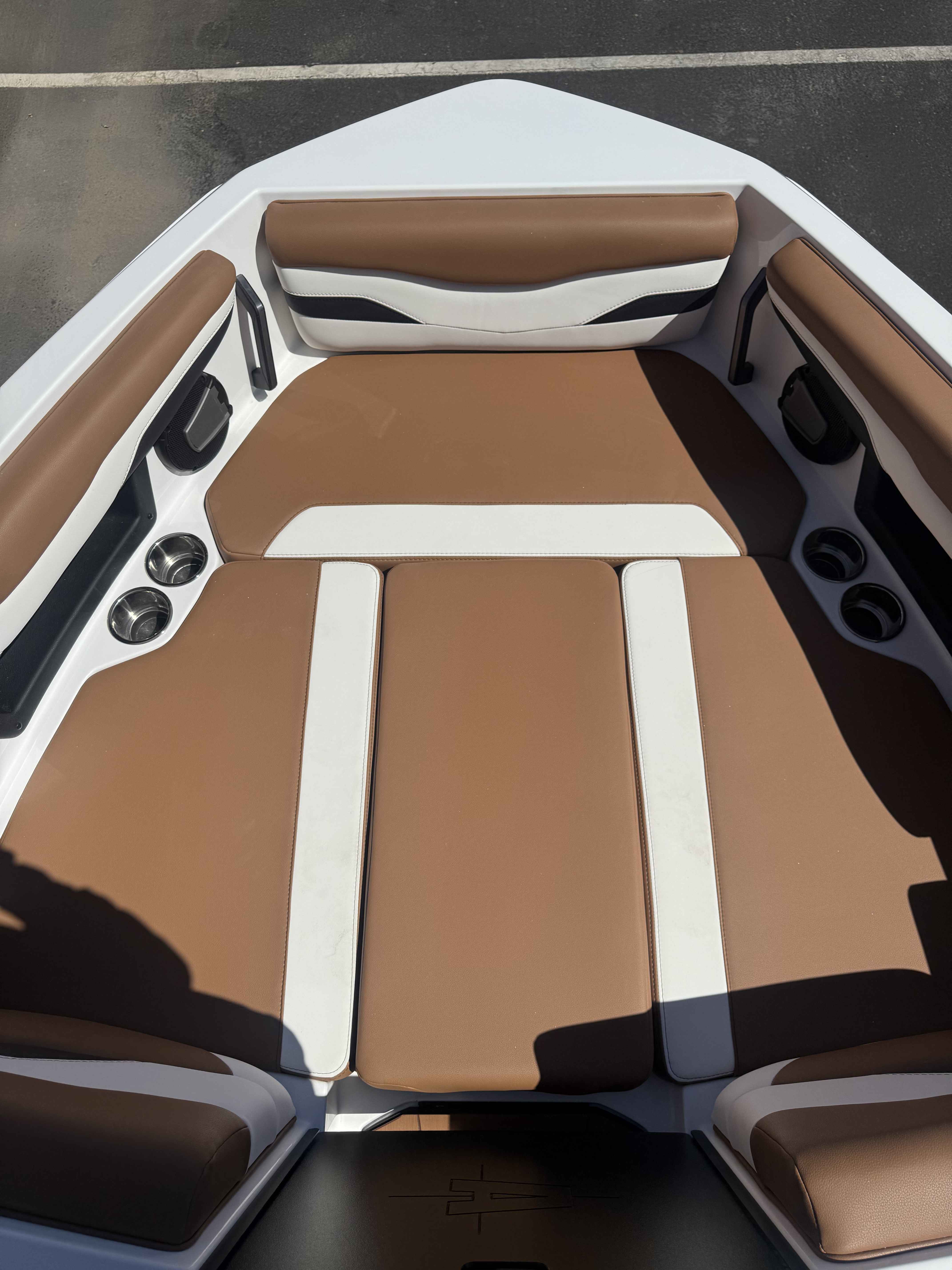 2026 Axis T220-8