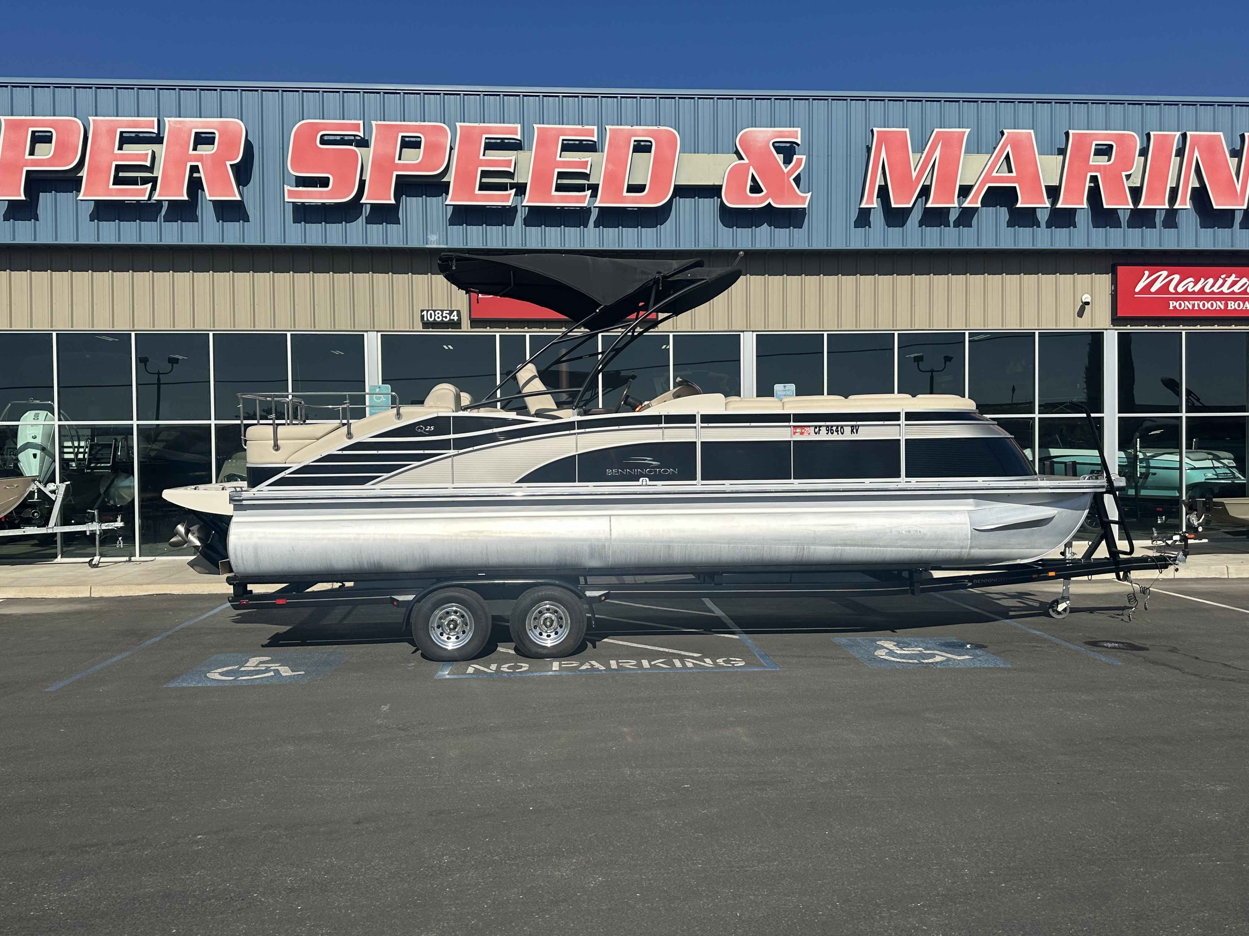 2014 Bennington 25753QCWIODR Q25