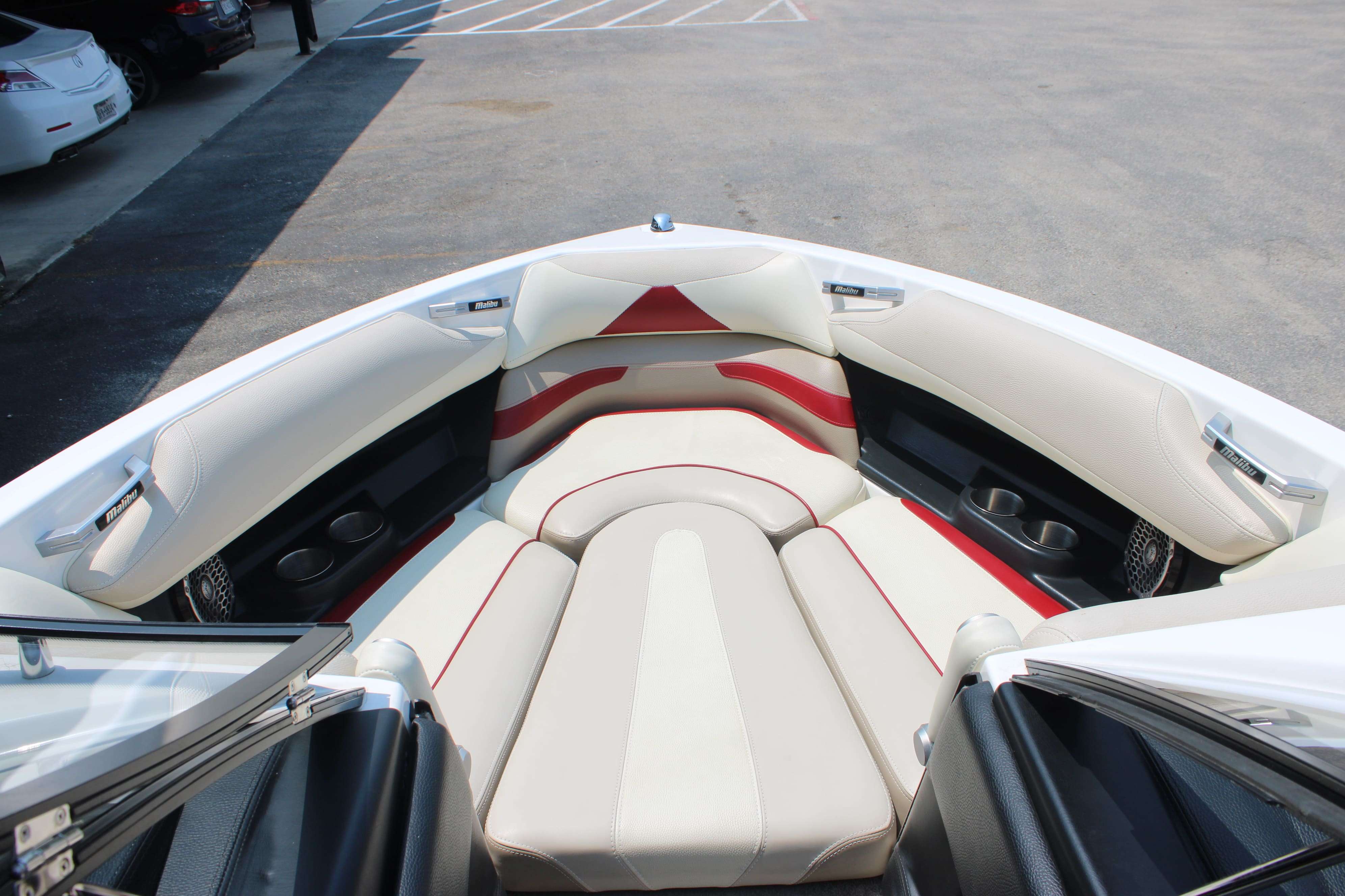 2015 Malibu Boats Wakesetter 23 LSV-16