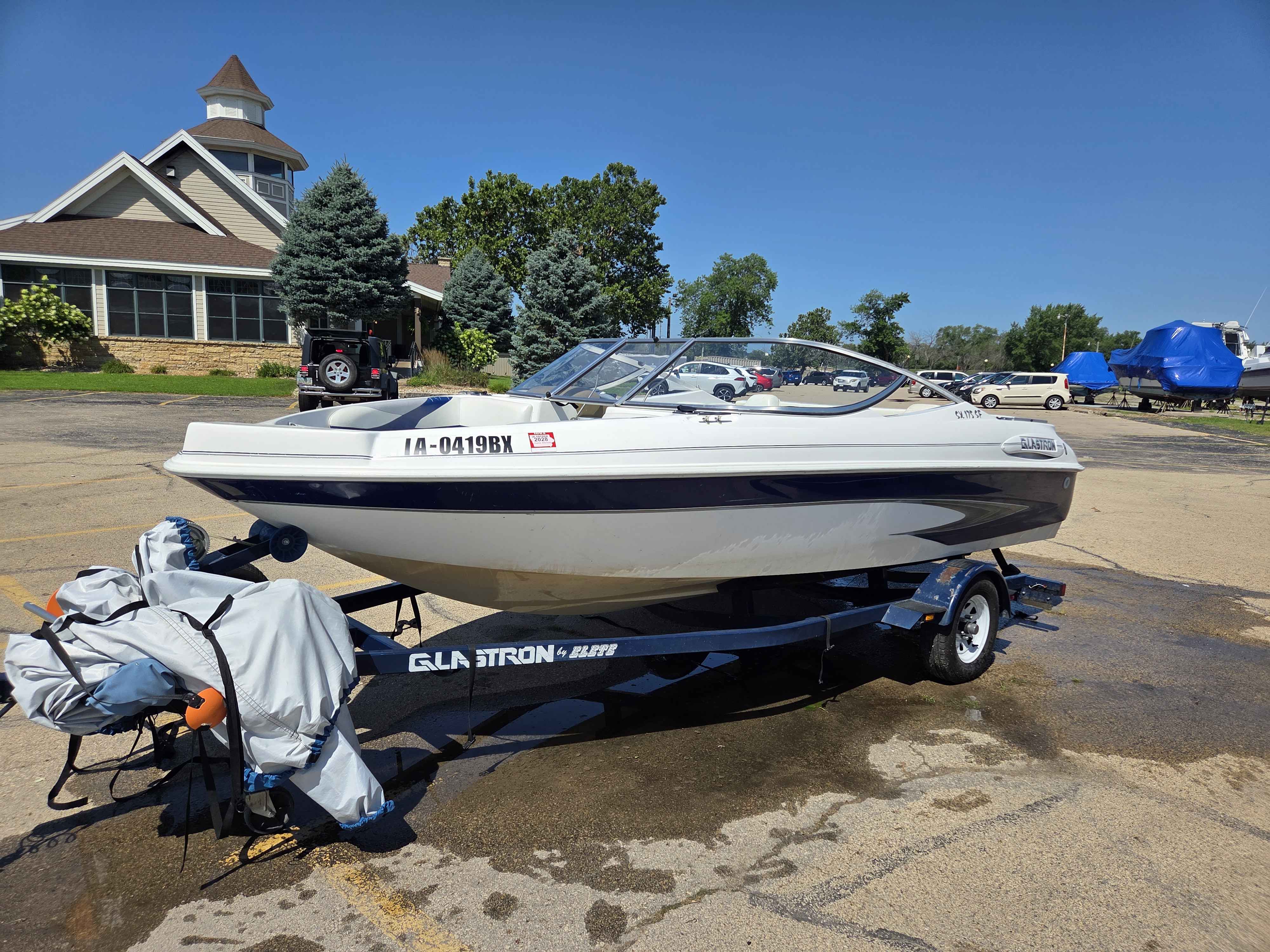 1999 Glastron SX 175 SF