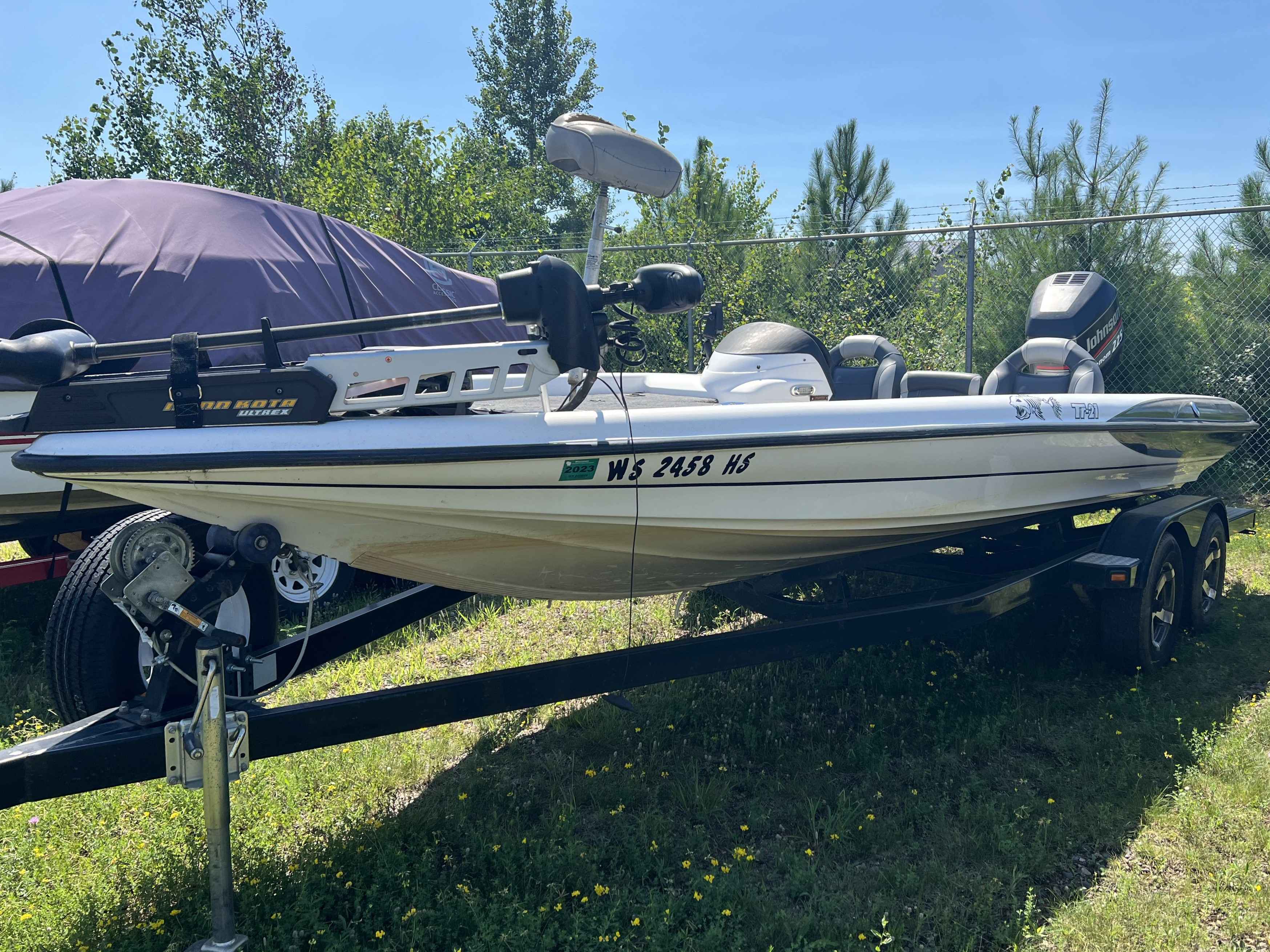 1997 Triton TR21