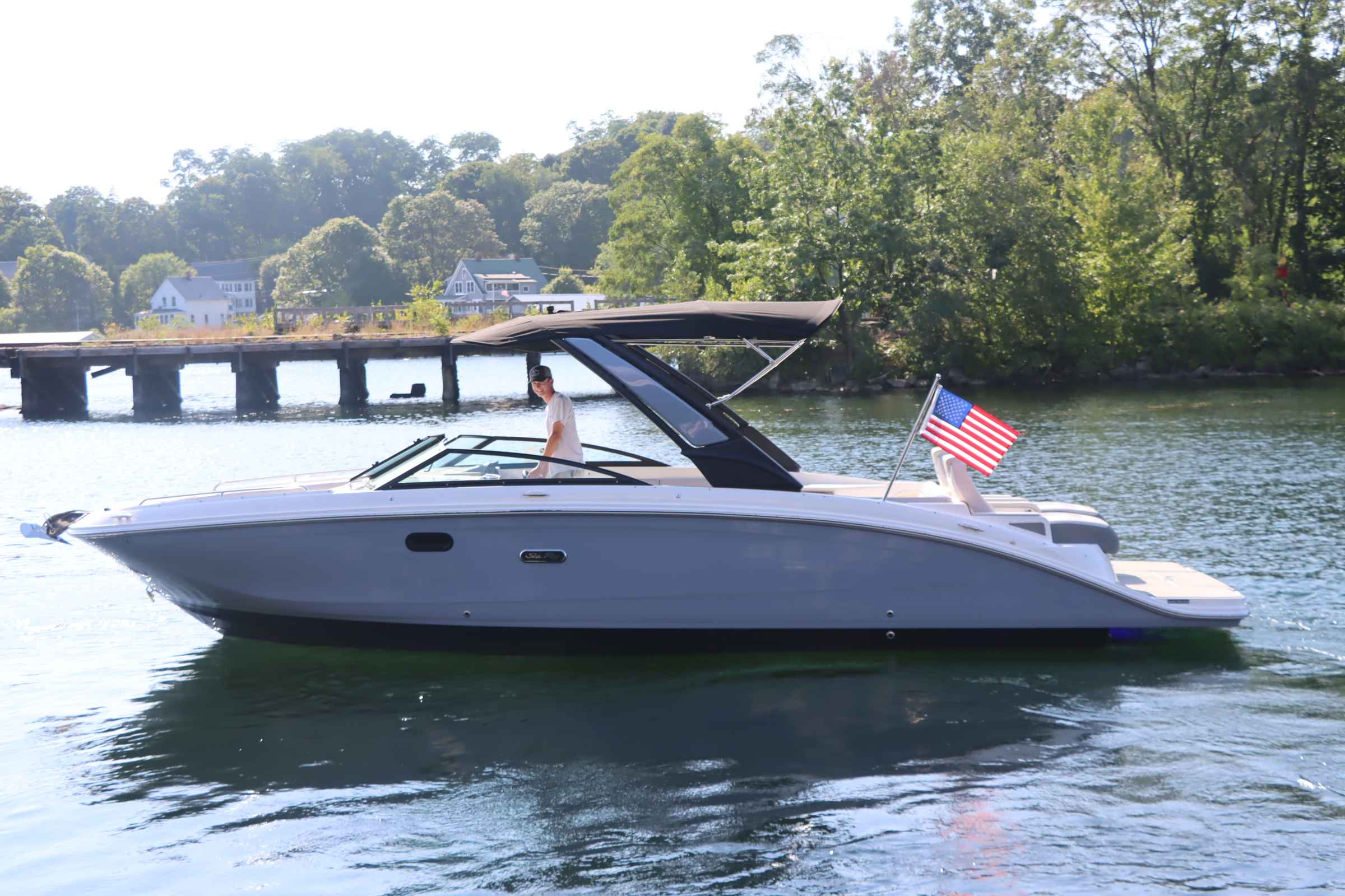 2025 SEA RAY 290SDX0