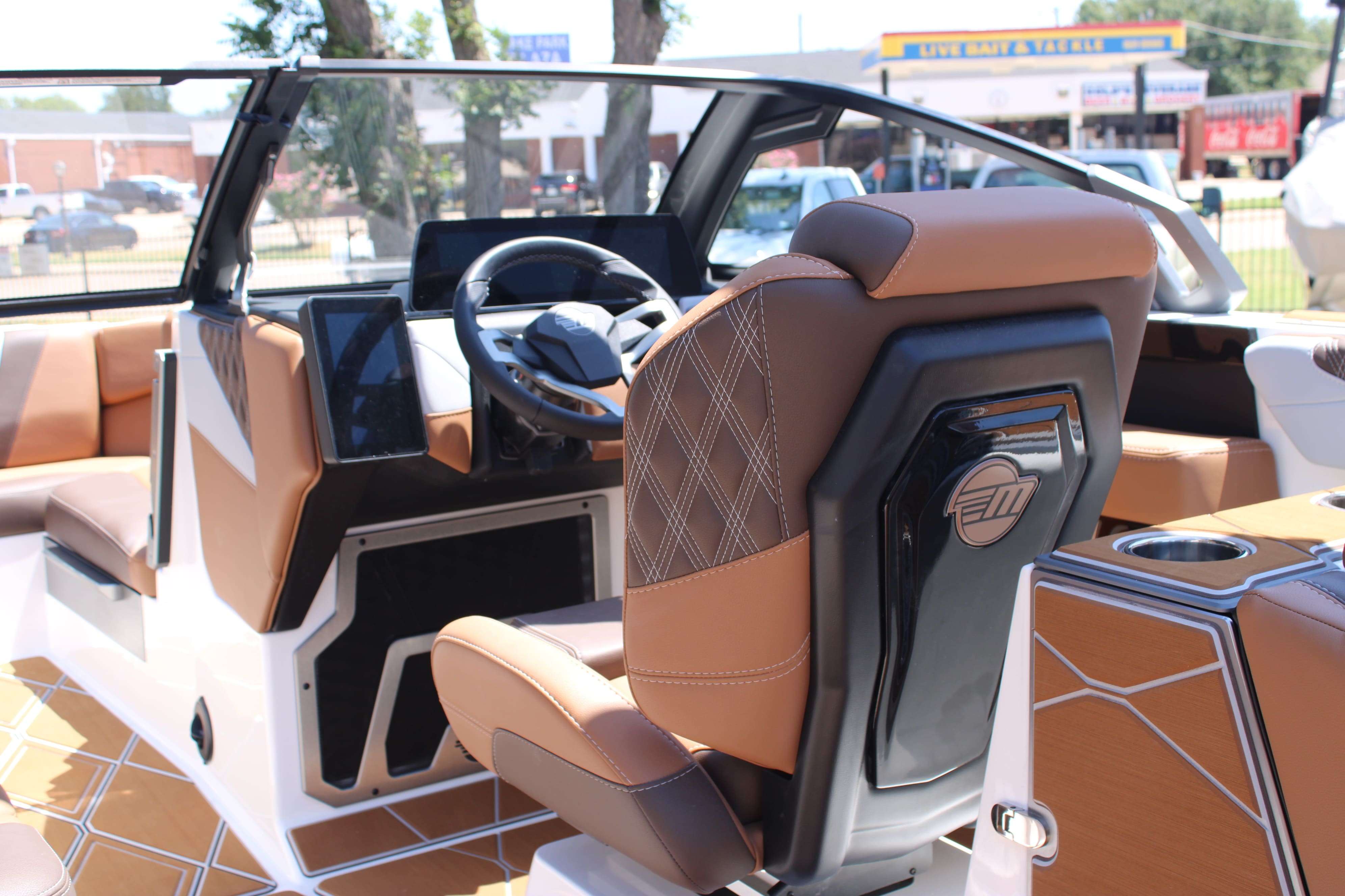 2026 Malibu Boats M242-20