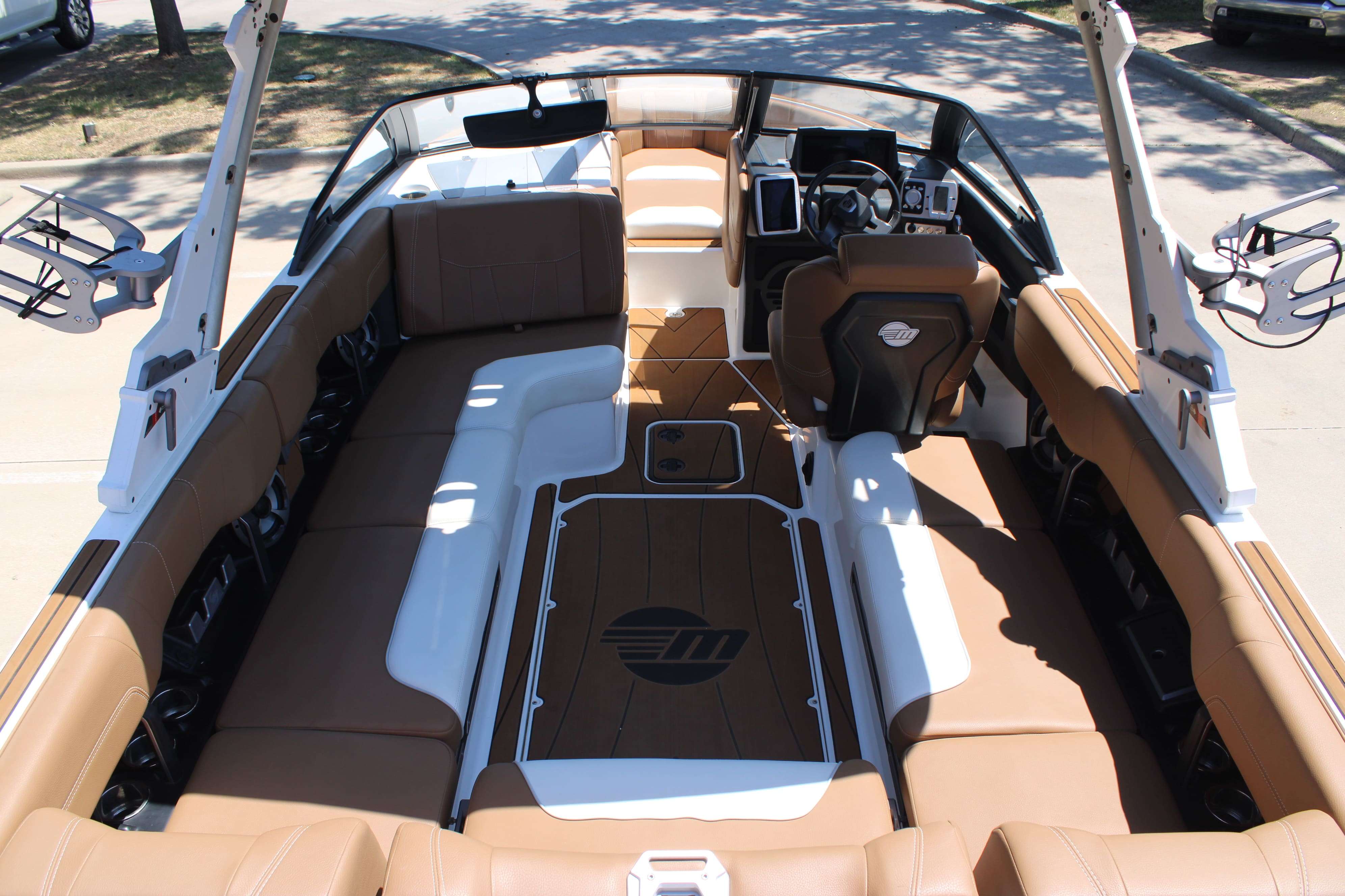 2021 Malibu Boats Wakesetter 23 LSV-13