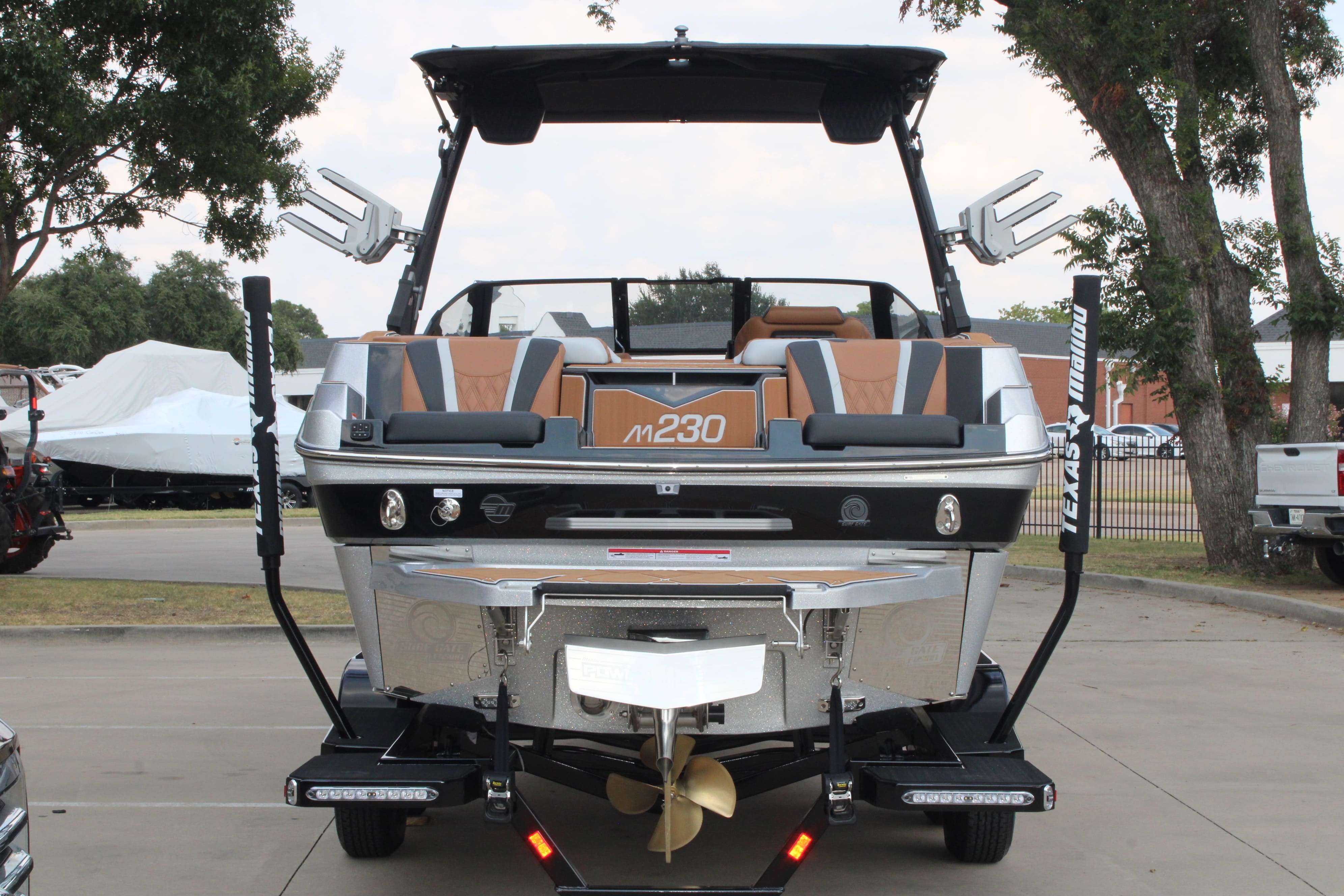 2025 Malibu Boats M230-7