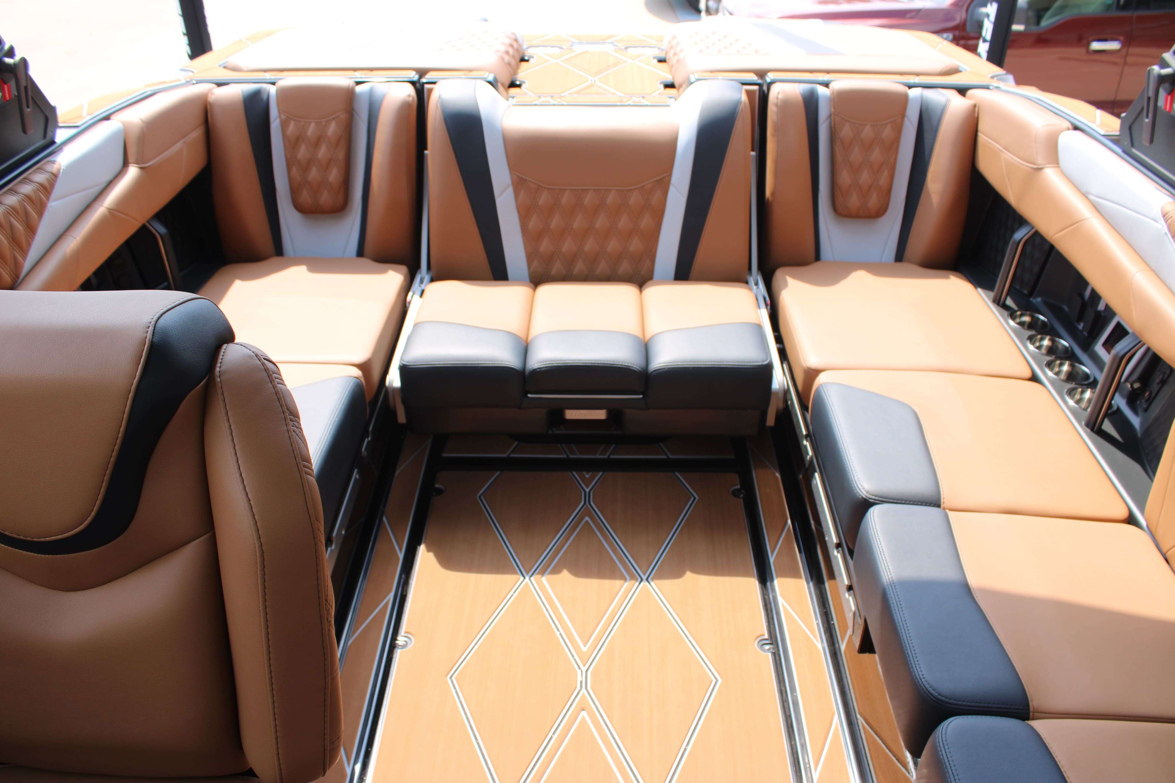 2025 Malibu Boats M230-15
