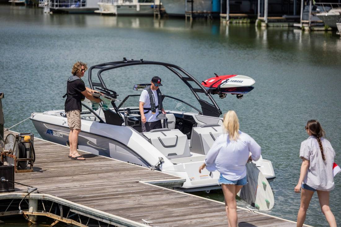 2026 Yamaha AR 220-8