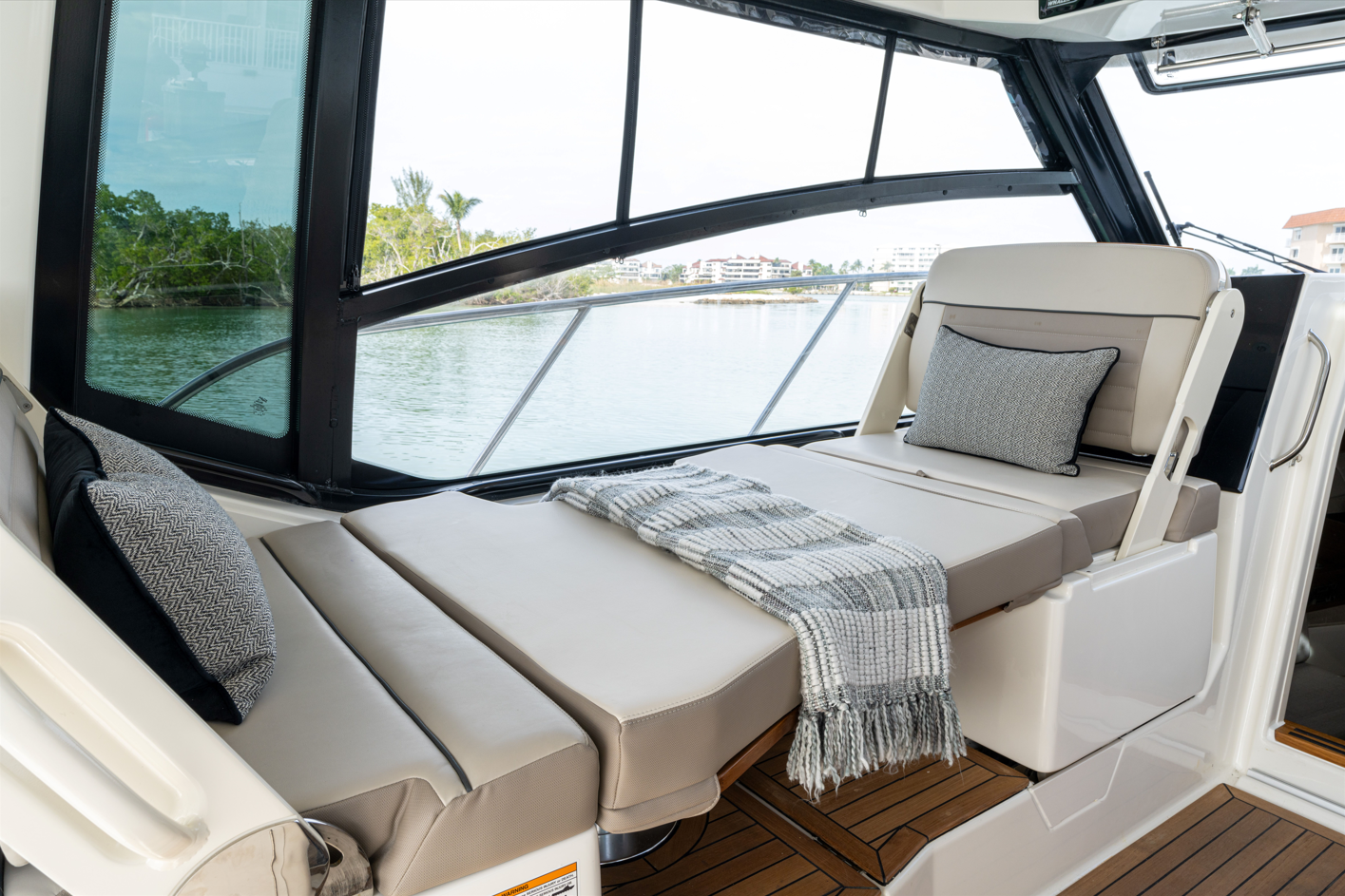 New 2026 Boston whaler 365 Conquest for Sale | Vancouver, BC | M&P Yacht Centre
