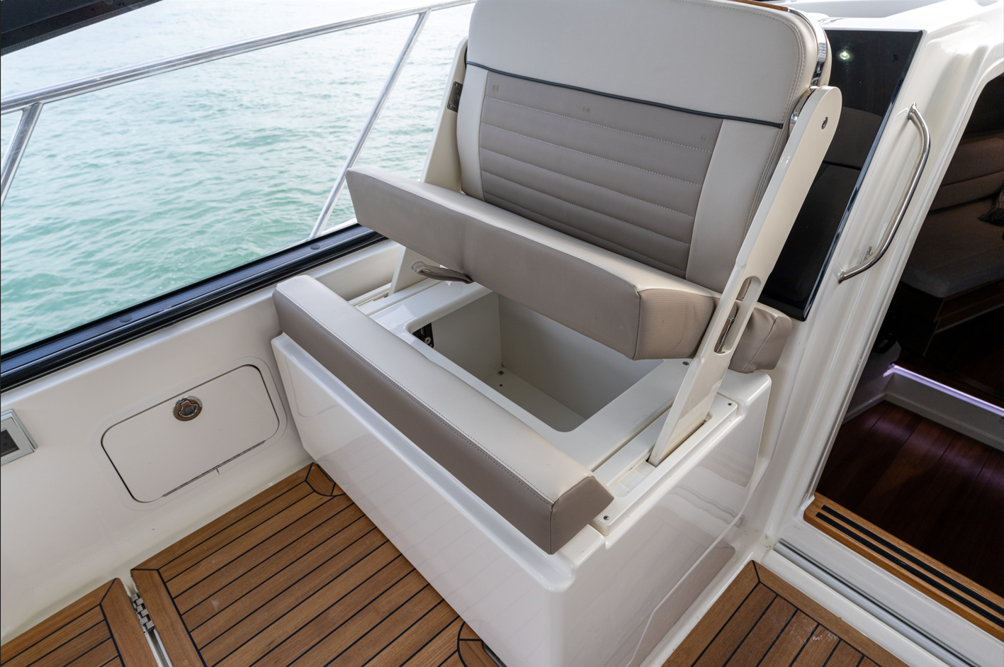 New 2026 Boston whaler 365 Conquest for Sale | Vancouver, BC | M&P Yacht Centre