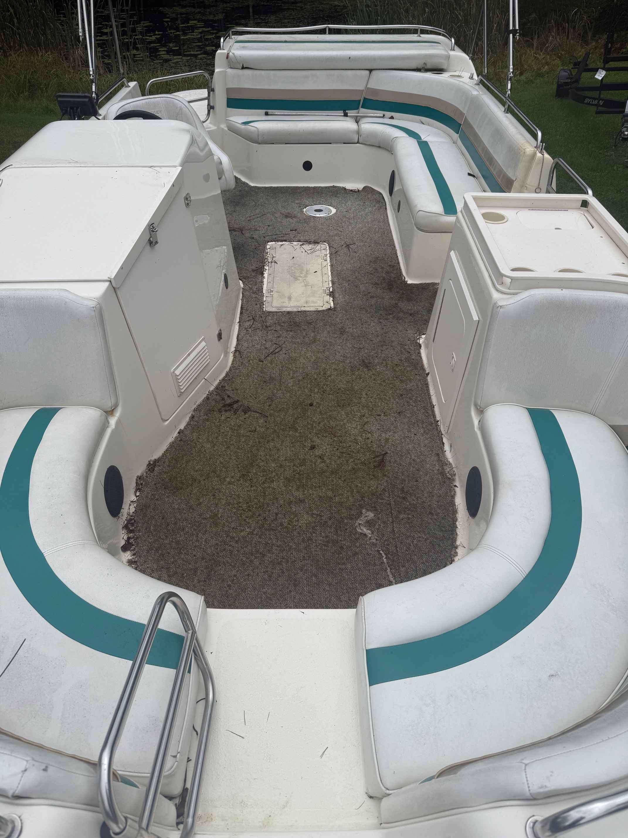 boat-carouselImage-image