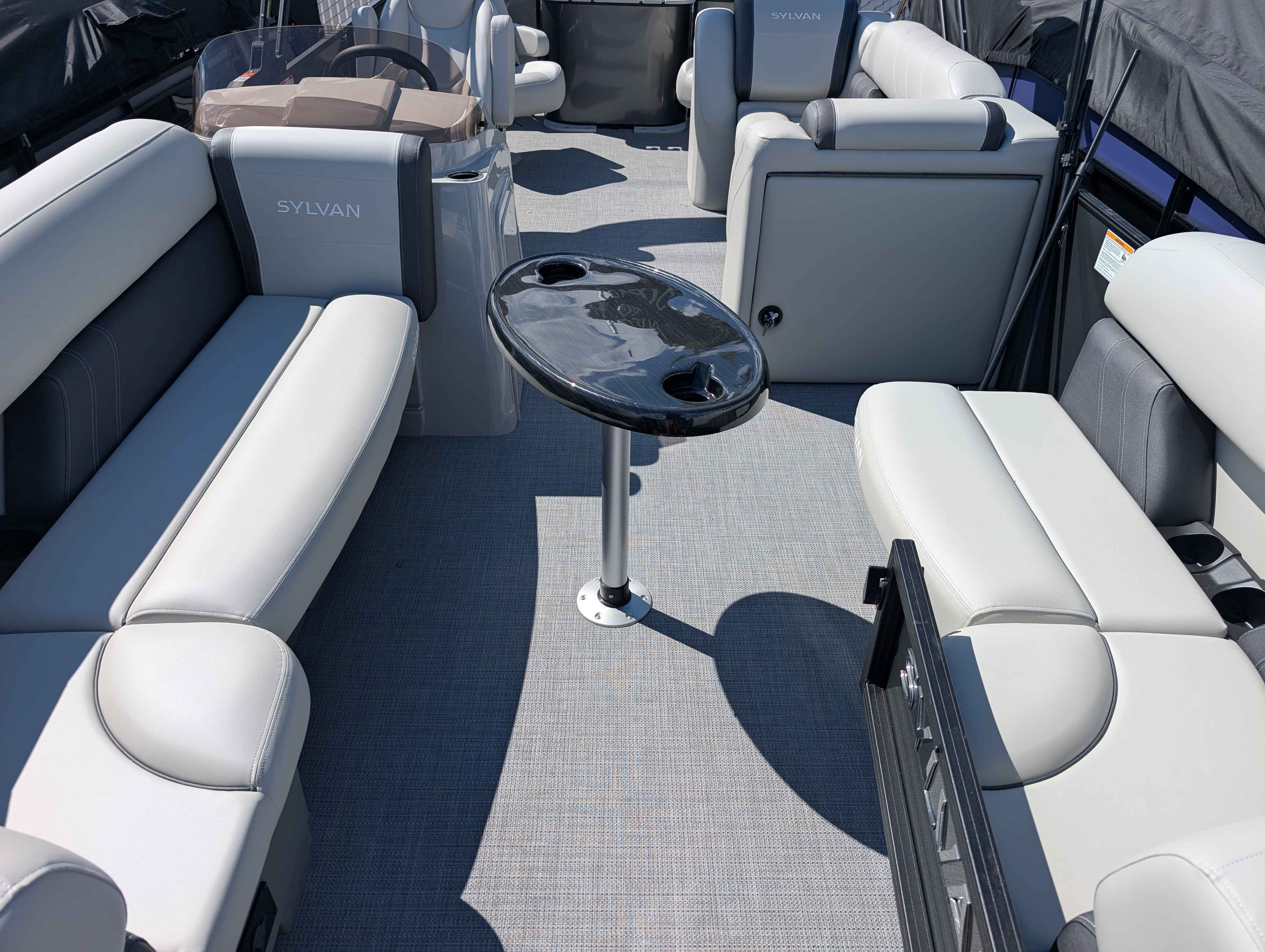 boat-carouselImage-image