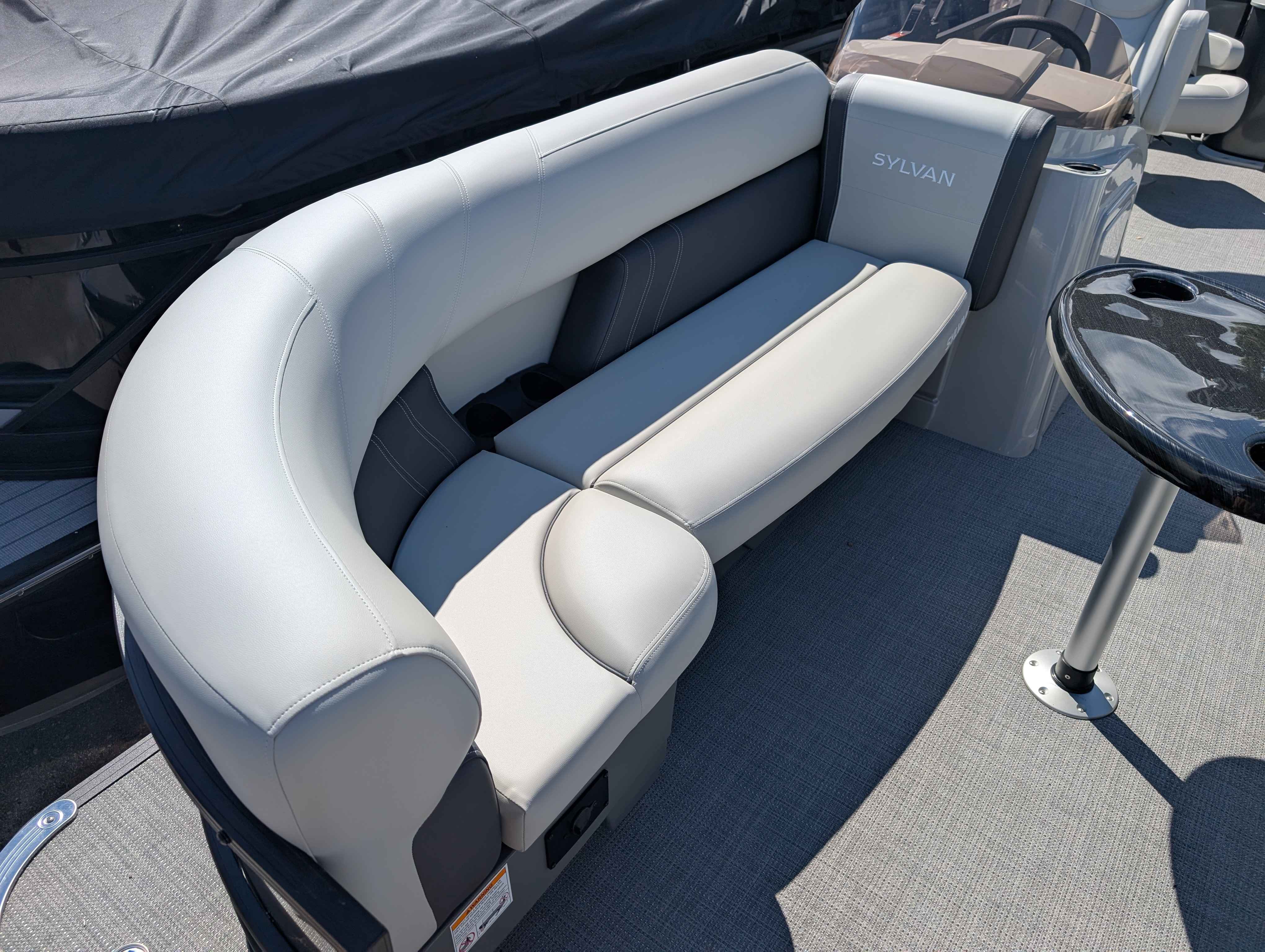 boat-carouselImage-image