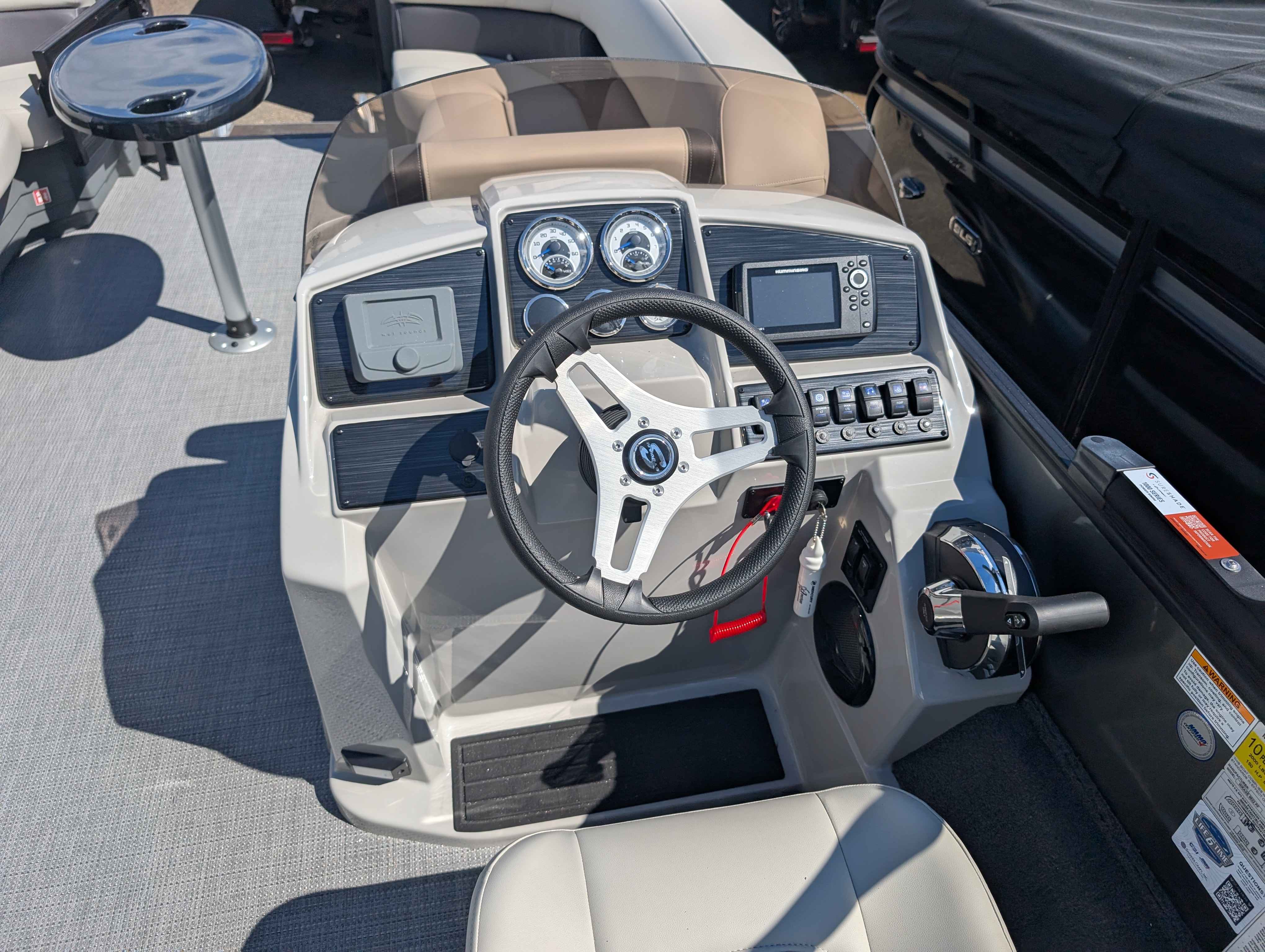 boat-carouselImage-image